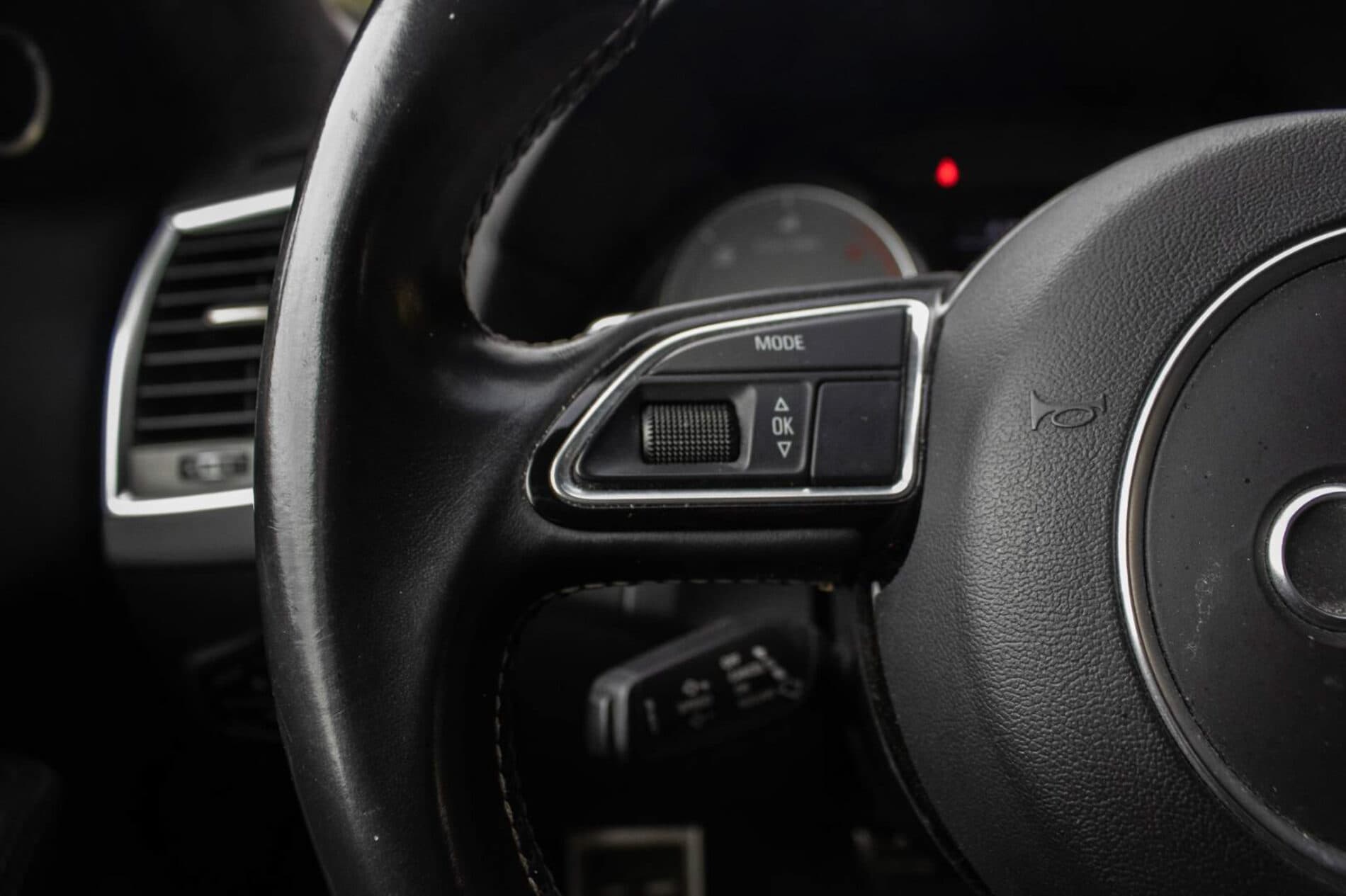 2015 AUDI SQ5, sivá suv, 270 000 km