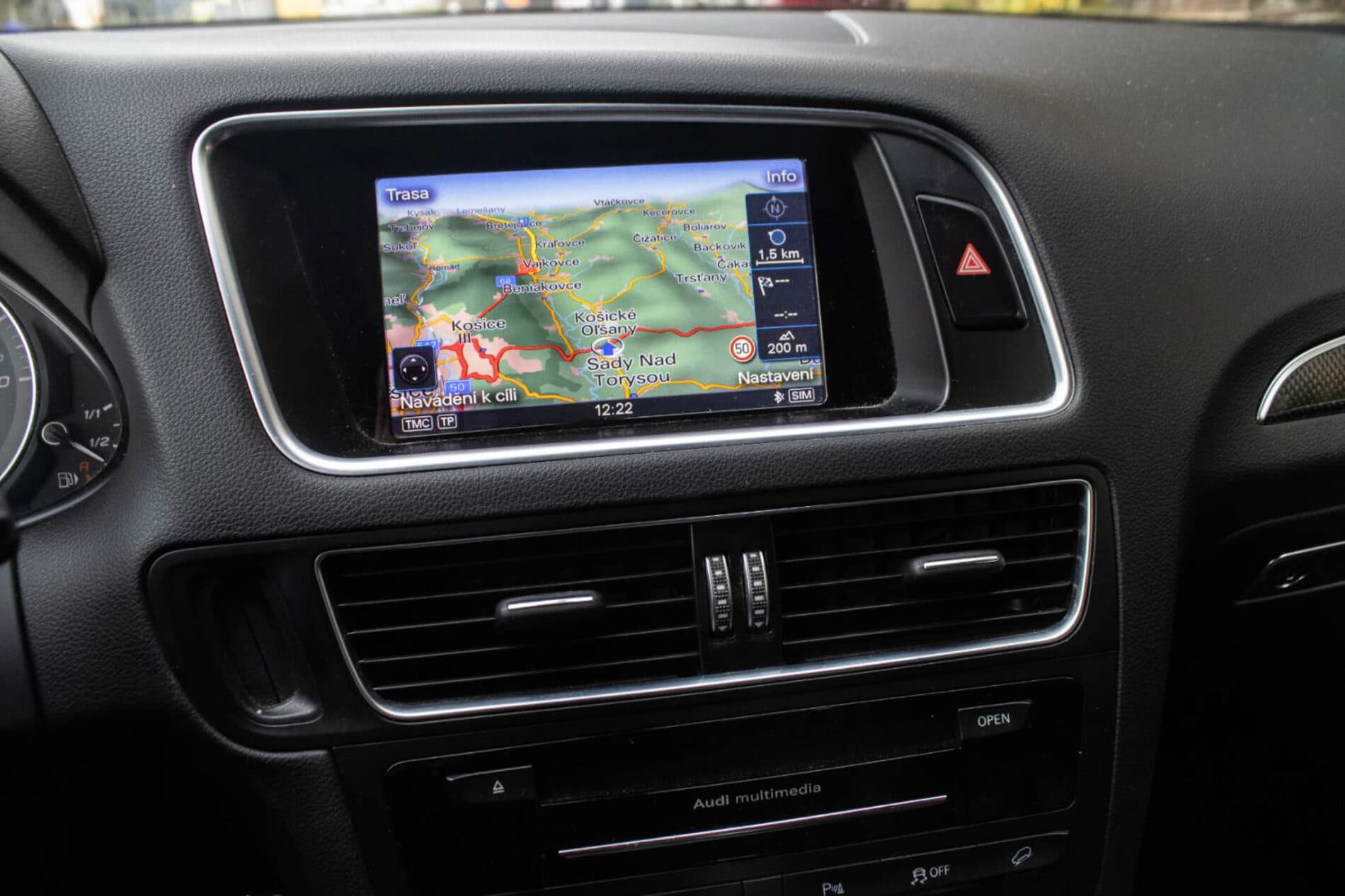 2015 AUDI SQ5, sivá suv, 270 000 km