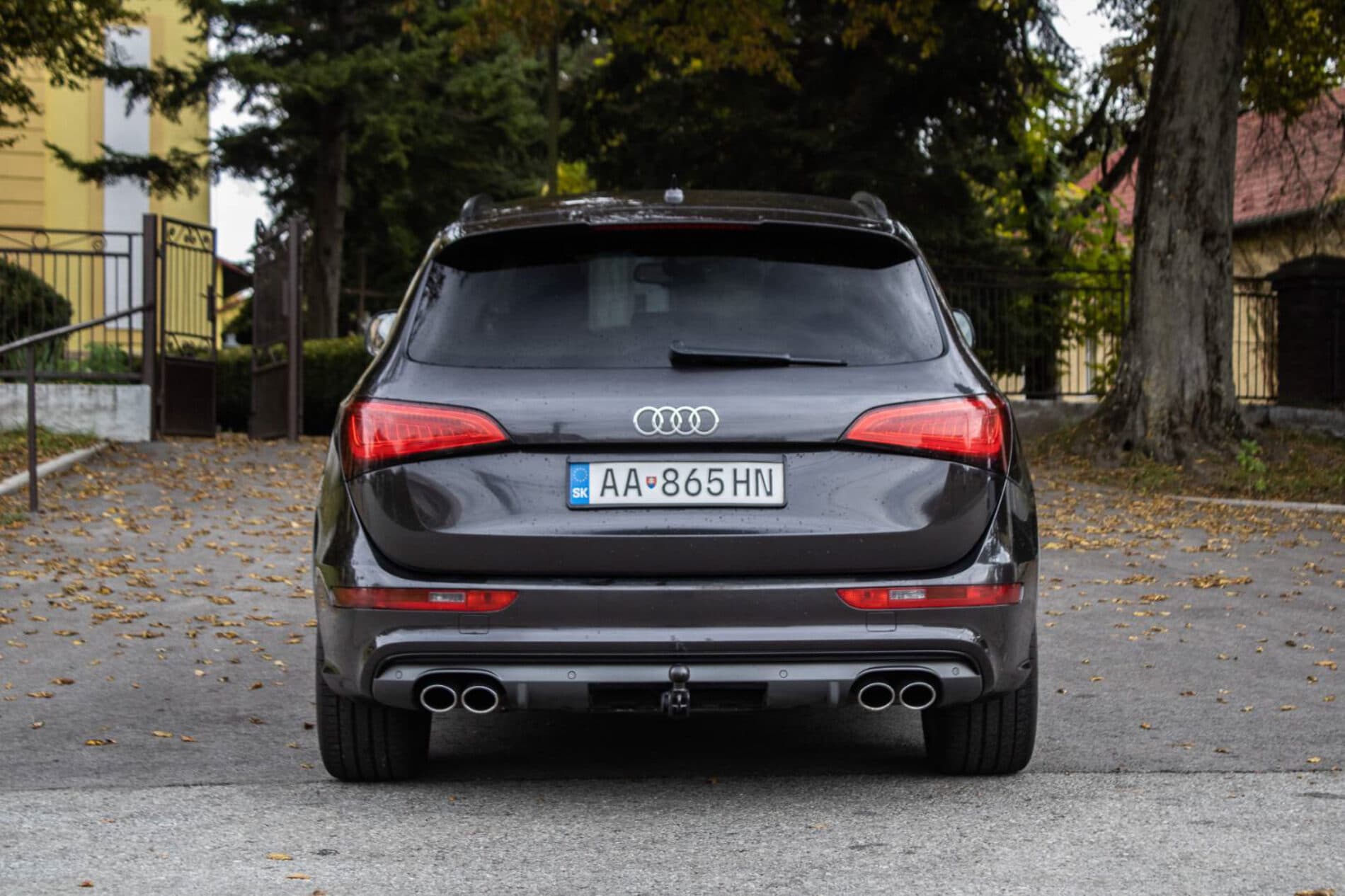 2015 AUDI SQ5, sivá suv, 270 000 km