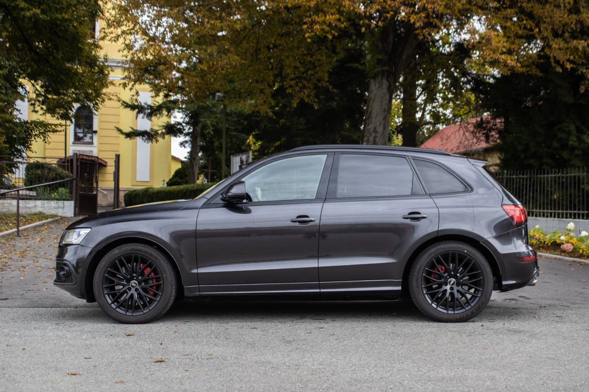 2015 AUDI SQ5, sivá suv, 270 000 km