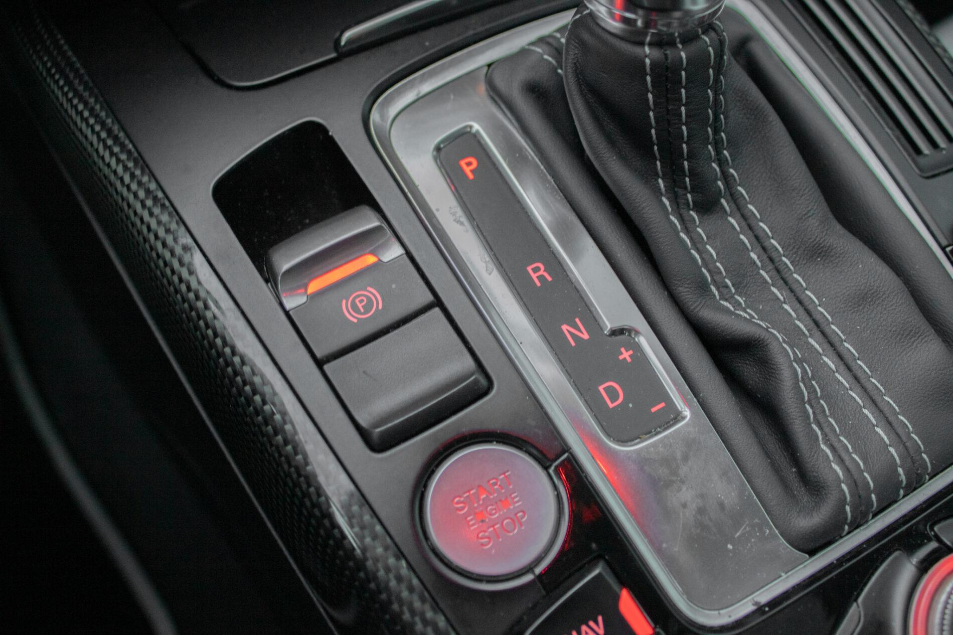 2011 AUDI S5, biela sedan, 193 834 km