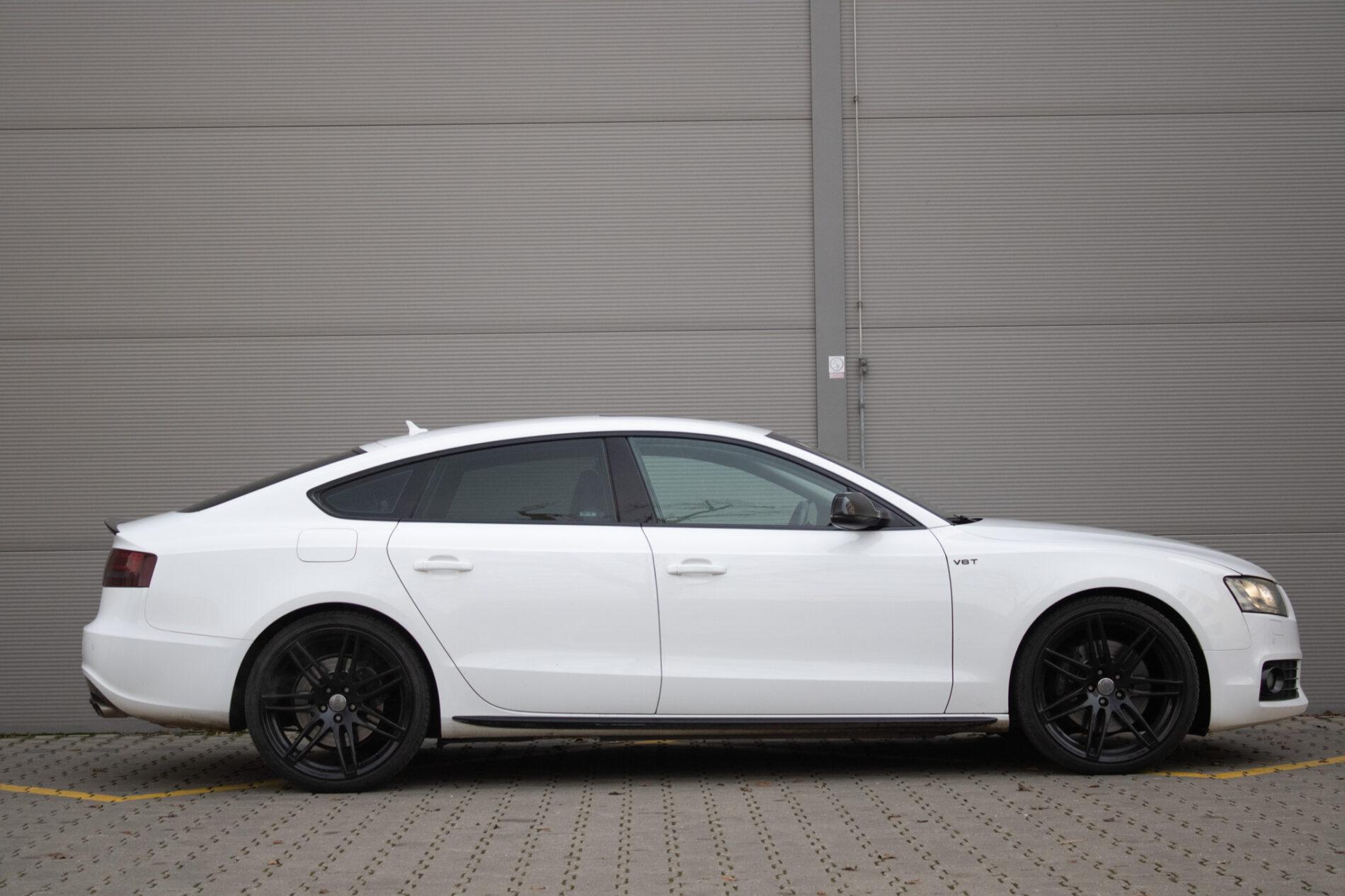 2011 AUDI S5, biela sedan, 193 834 km