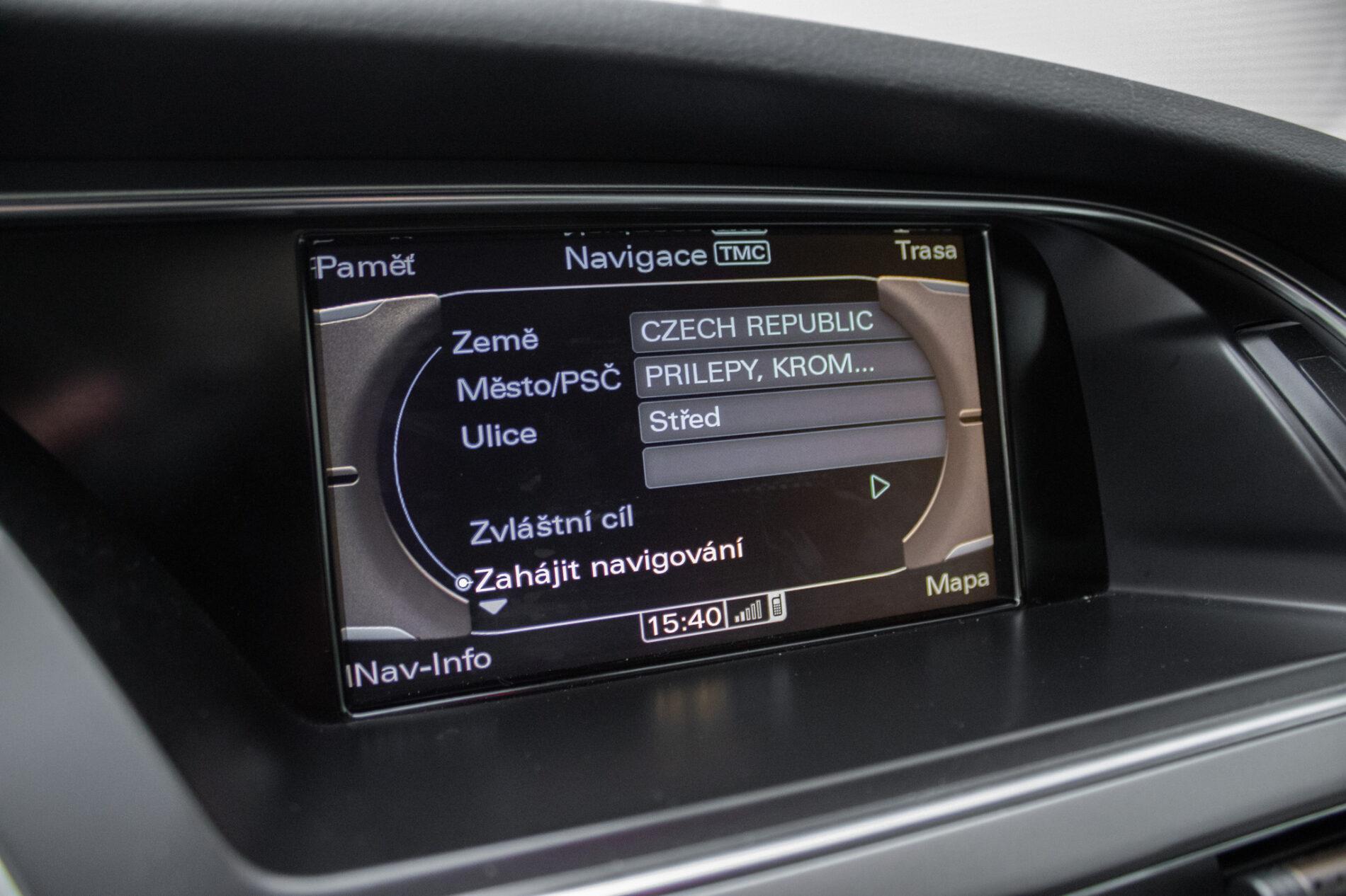 2011 AUDI S5, biela sedan, 193 834 km
