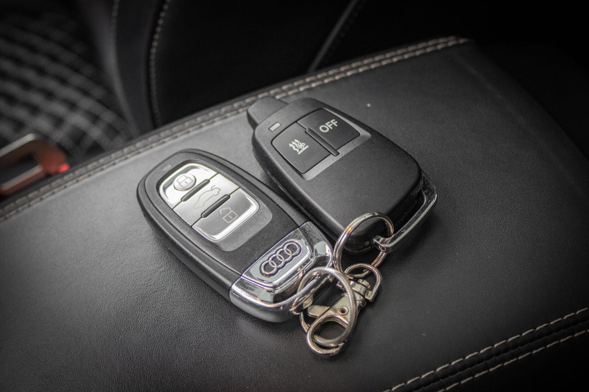 2014 AUDI SQ5, čierna suv, 198 964 km