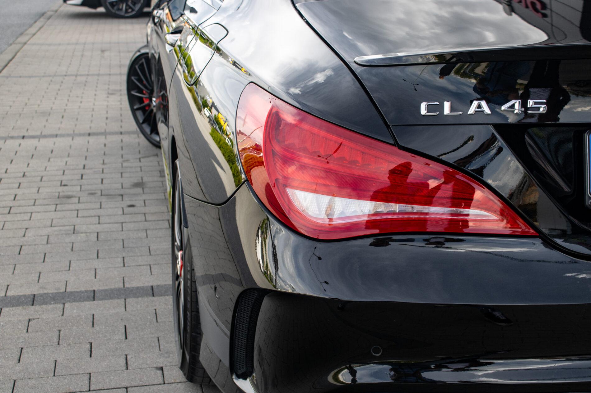 2014 Mercedes-Benz CLA 45 AMG, čierna kupé, 135 120 km