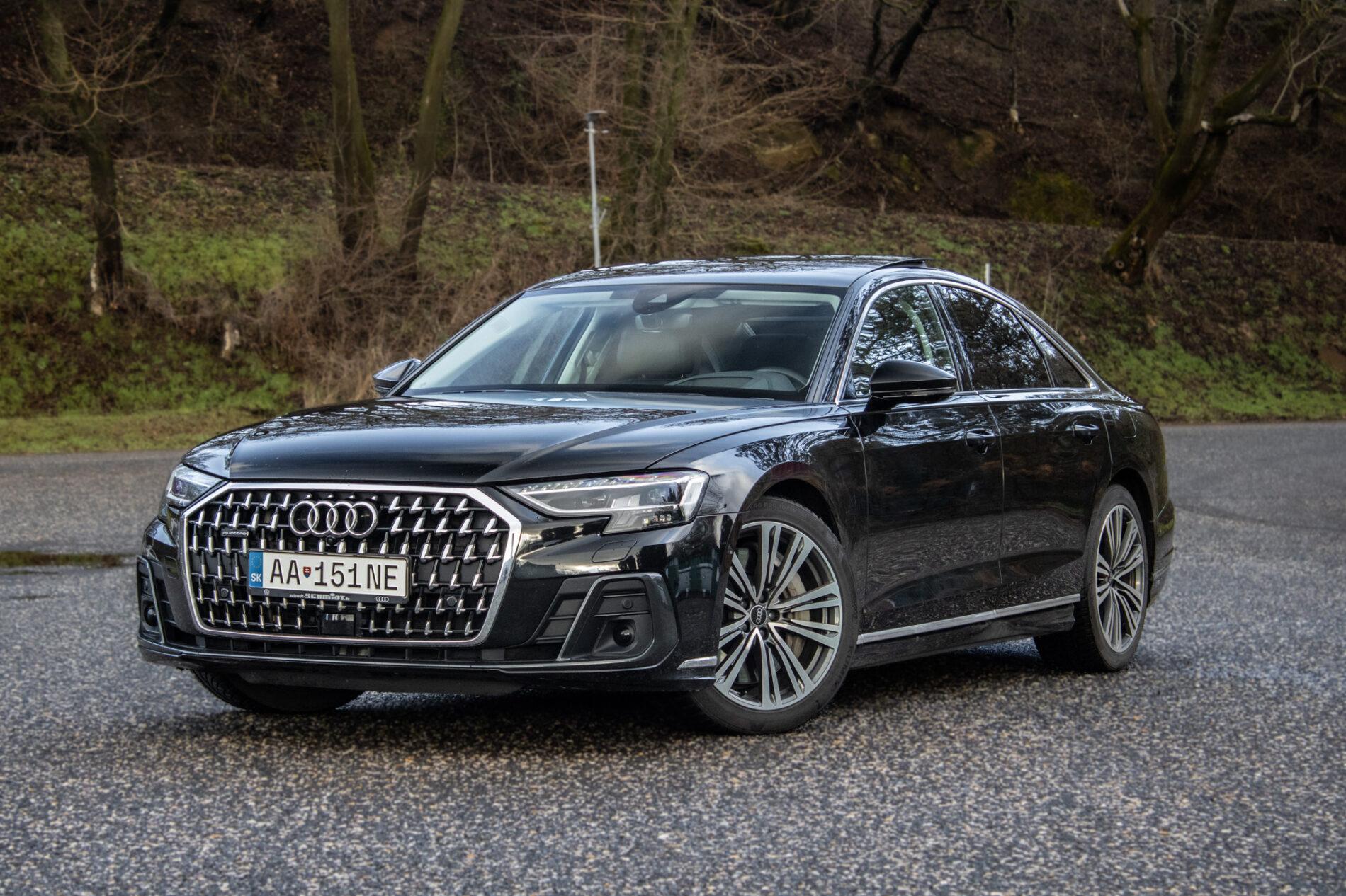 2023 AUDI A8, čierna sedan, 45 533 km