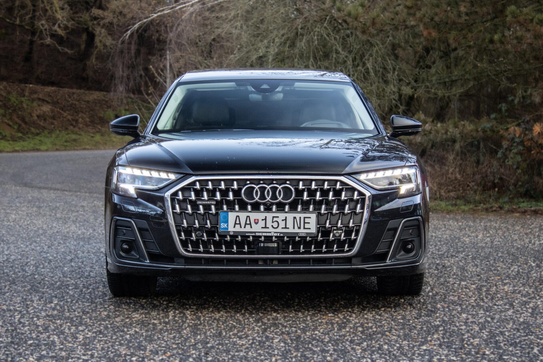 2023 AUDI A8, čierna sedan, 45 533 km