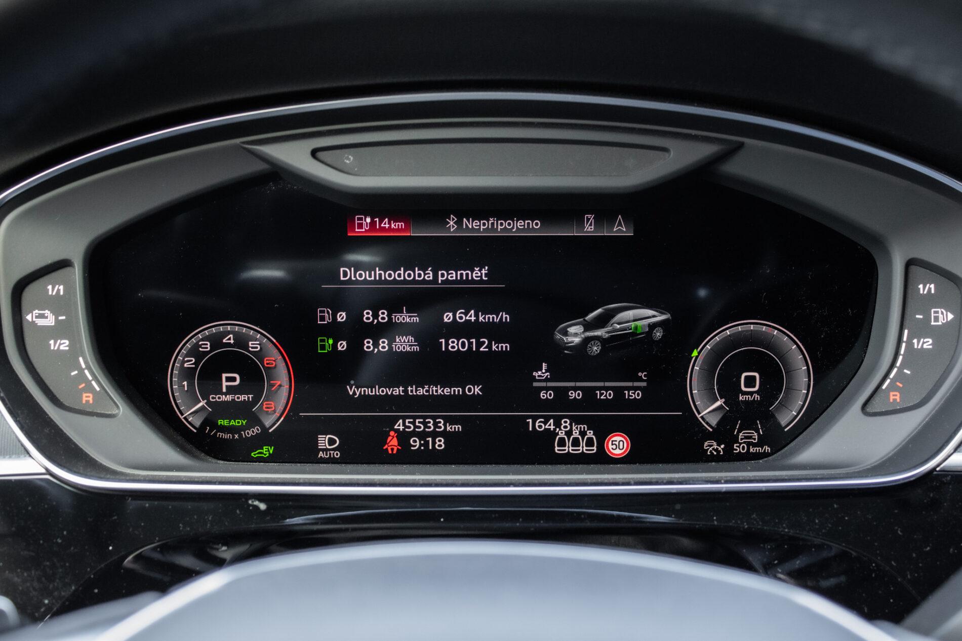 2023 AUDI A8, čierna sedan, 45 533 km