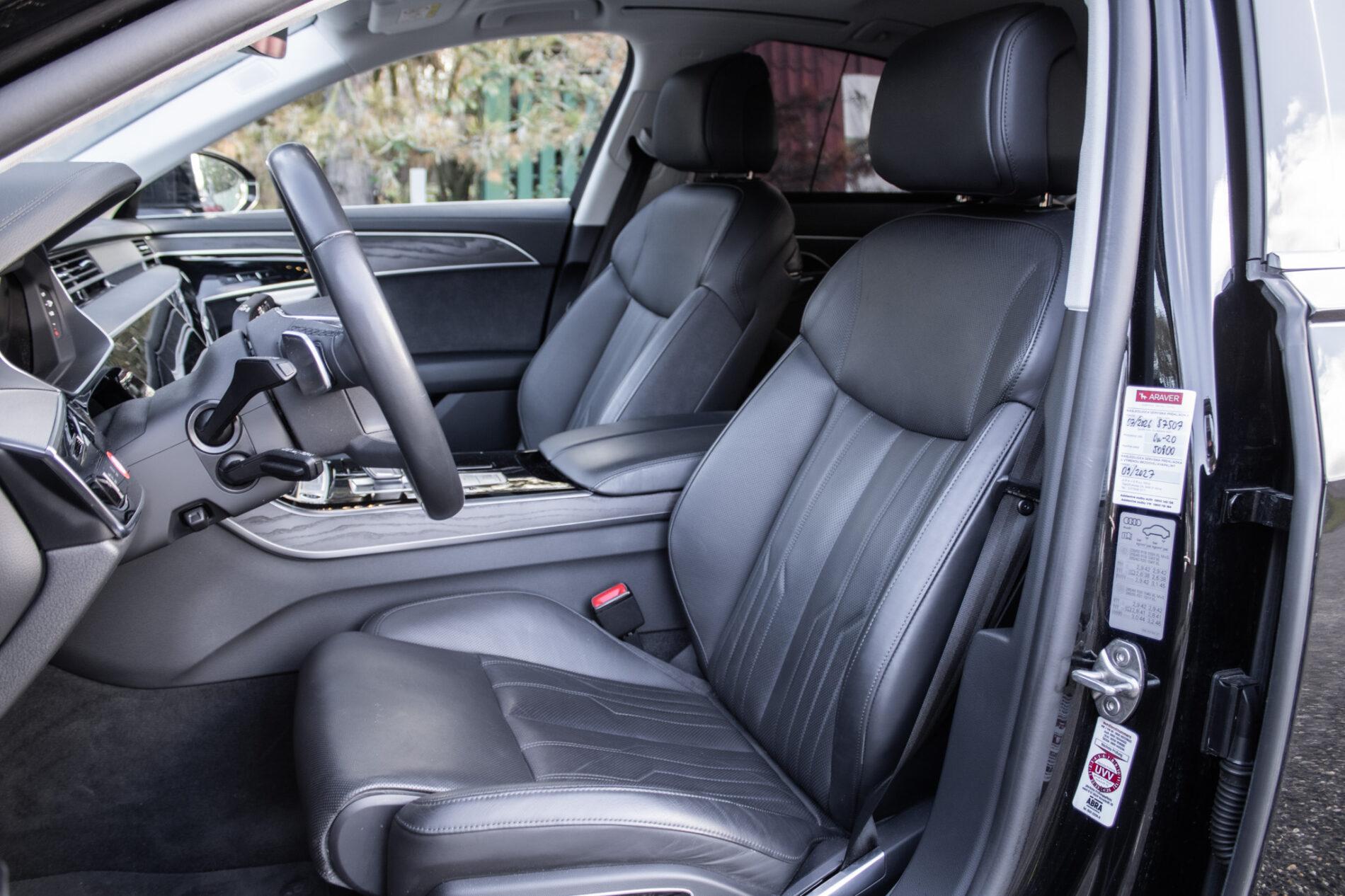 2023 AUDI A8, čierna sedan, 45 533 km
