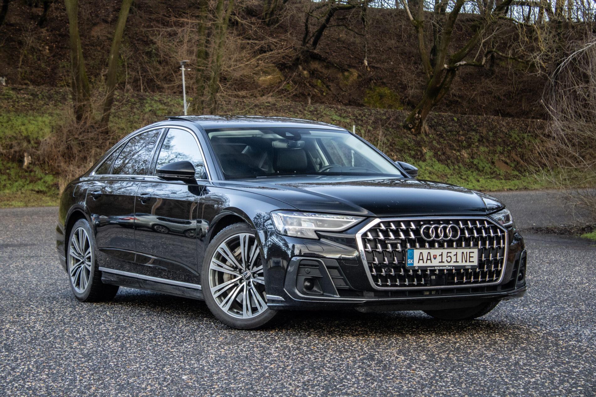 2023 AUDI A8, čierna sedan, 45 533 km