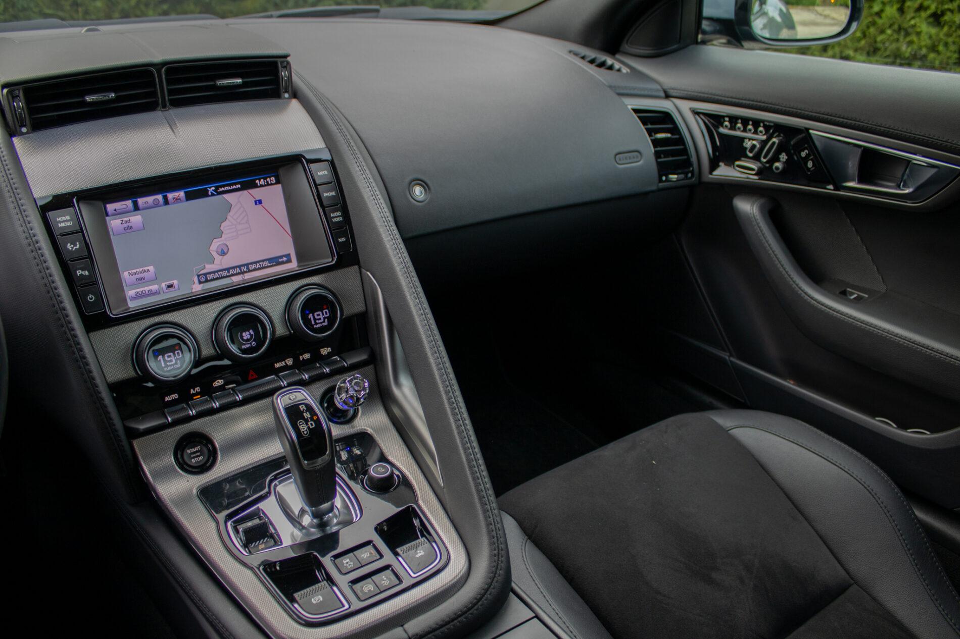 2014 Jaguar F-Type S, sivá kabriolet, 7 398 km