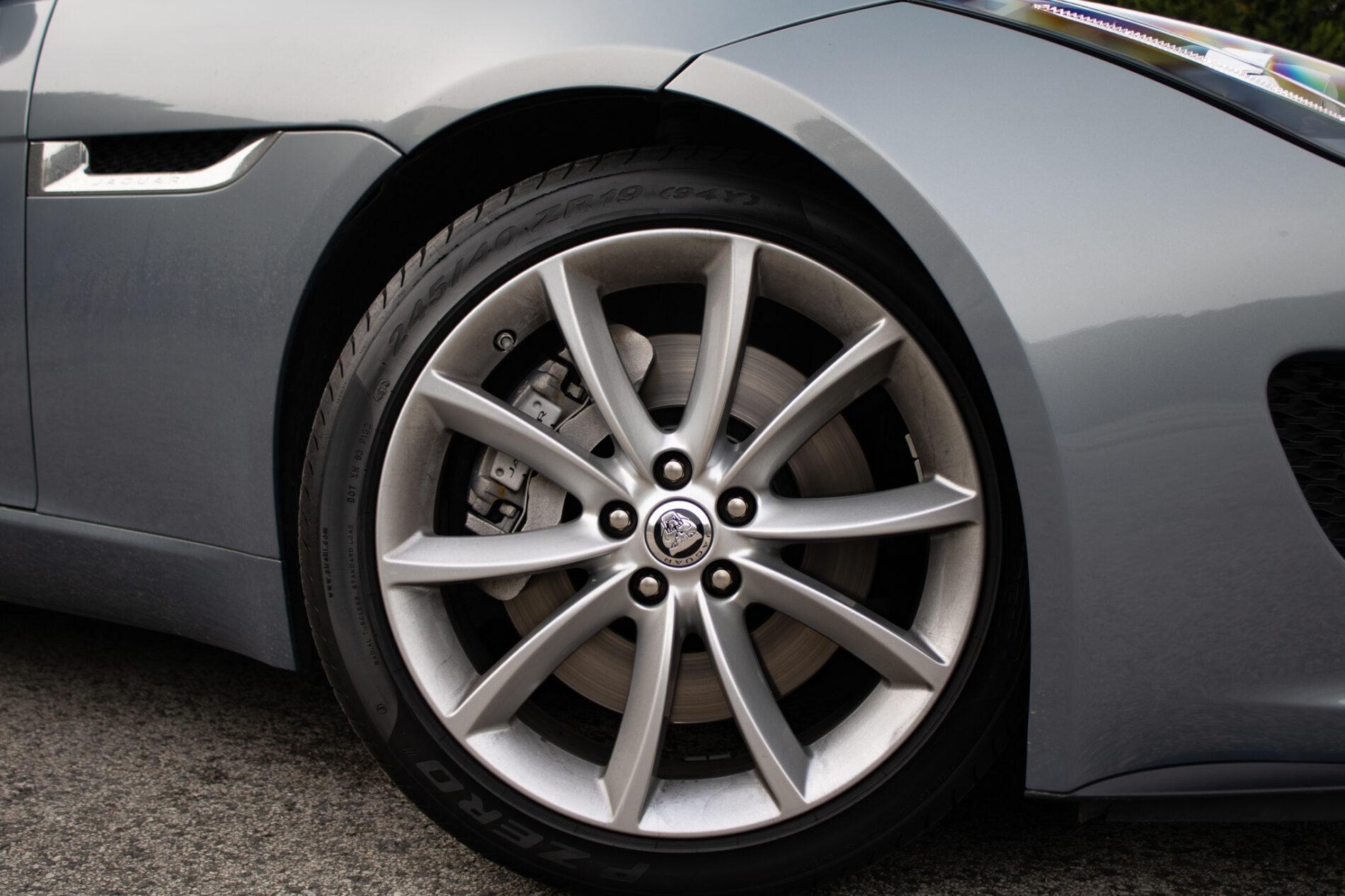 2014 Jaguar F-Type S, sivá kabriolet, 7 398 km