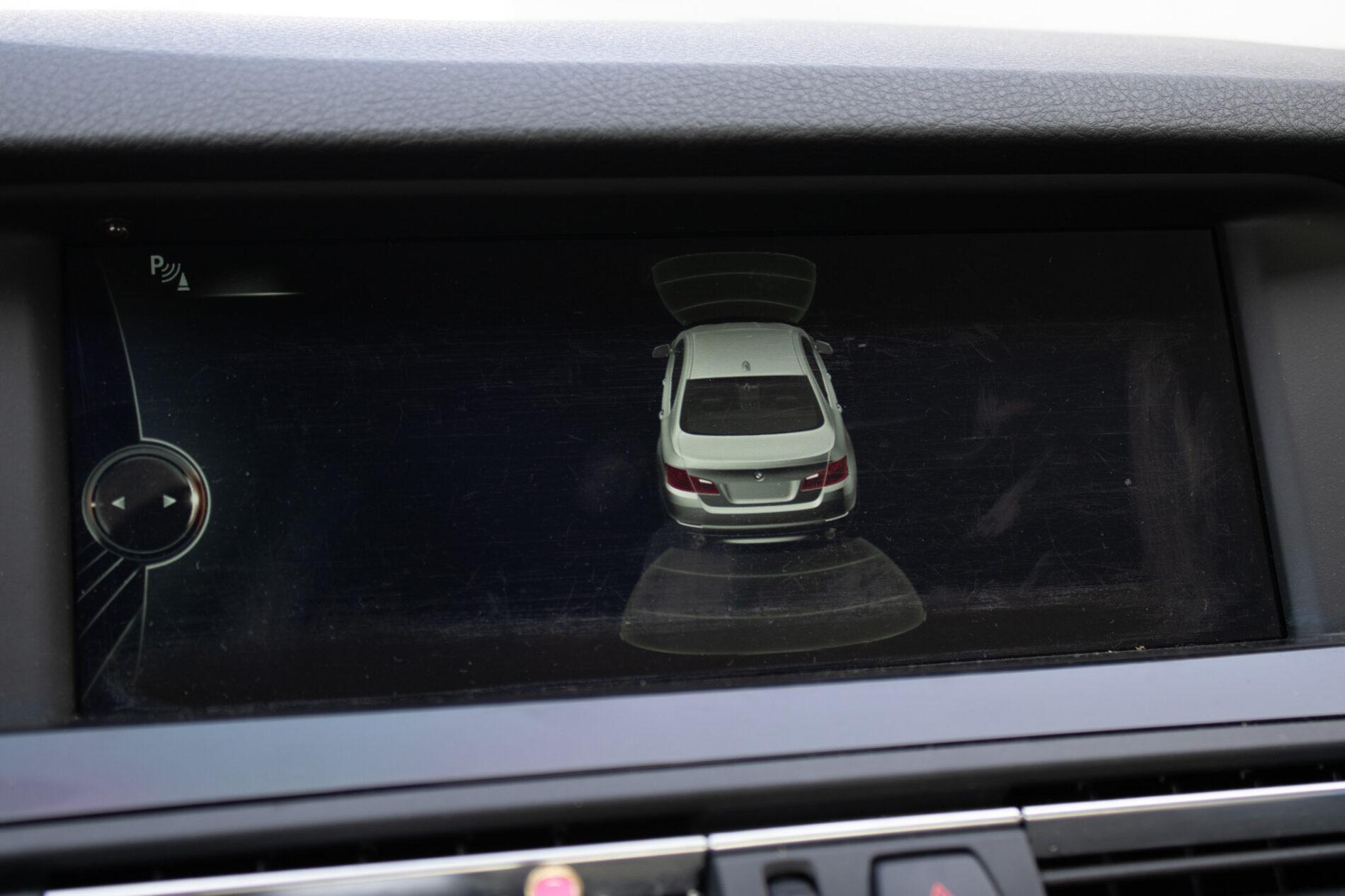 2013 BMW 530d, čierna sedan, 303 000 km