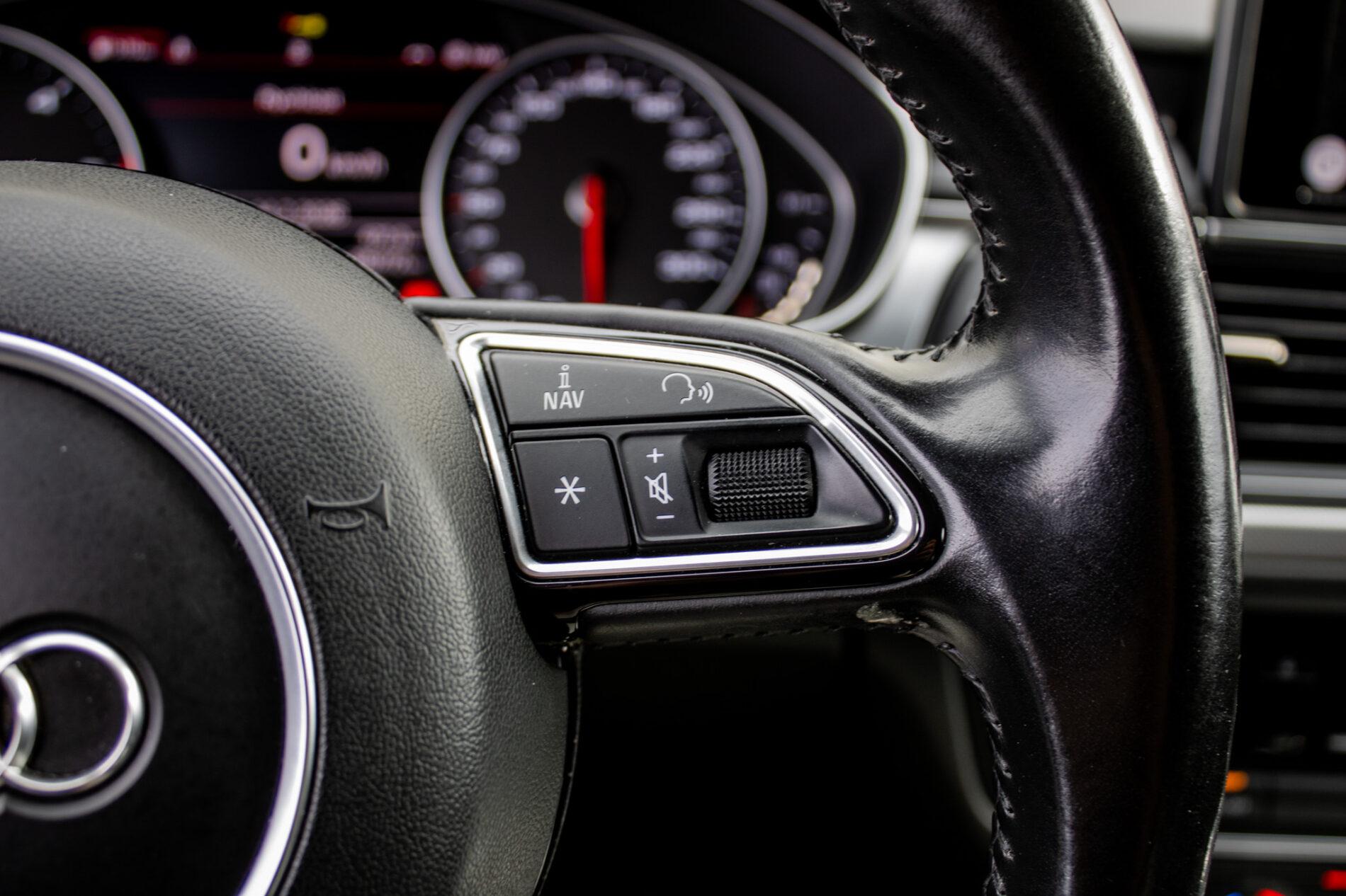 2015 AUDI A6, strieborná kombi, 305 272 km