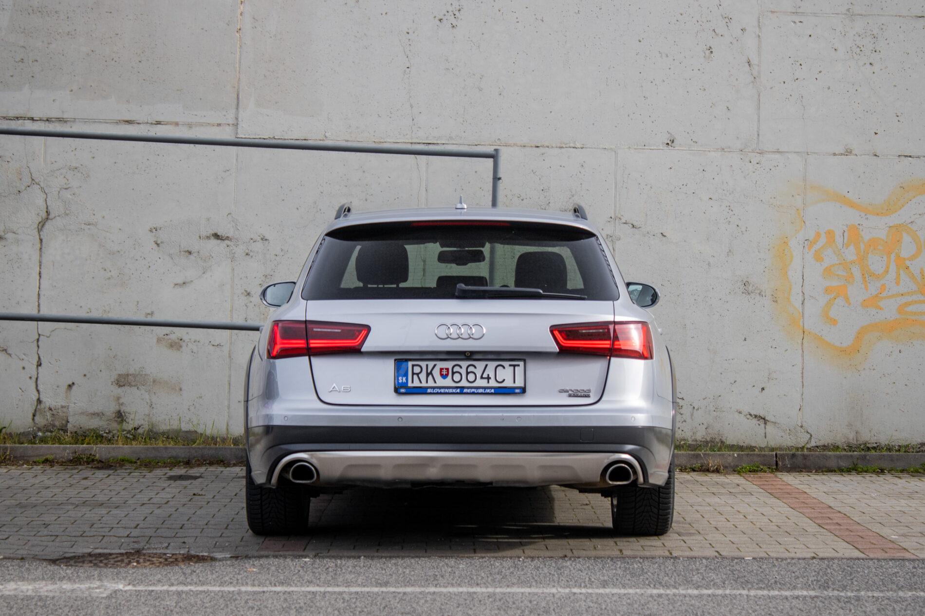 2015 AUDI A6, strieborná kombi, 305 272 km