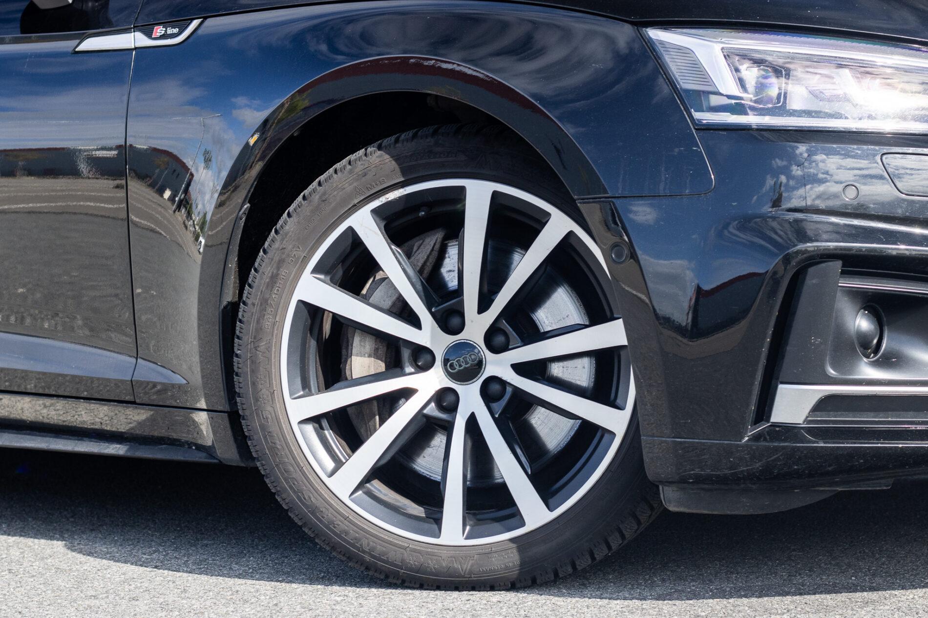 2018 AUDI A5, čierna, 139 011 km