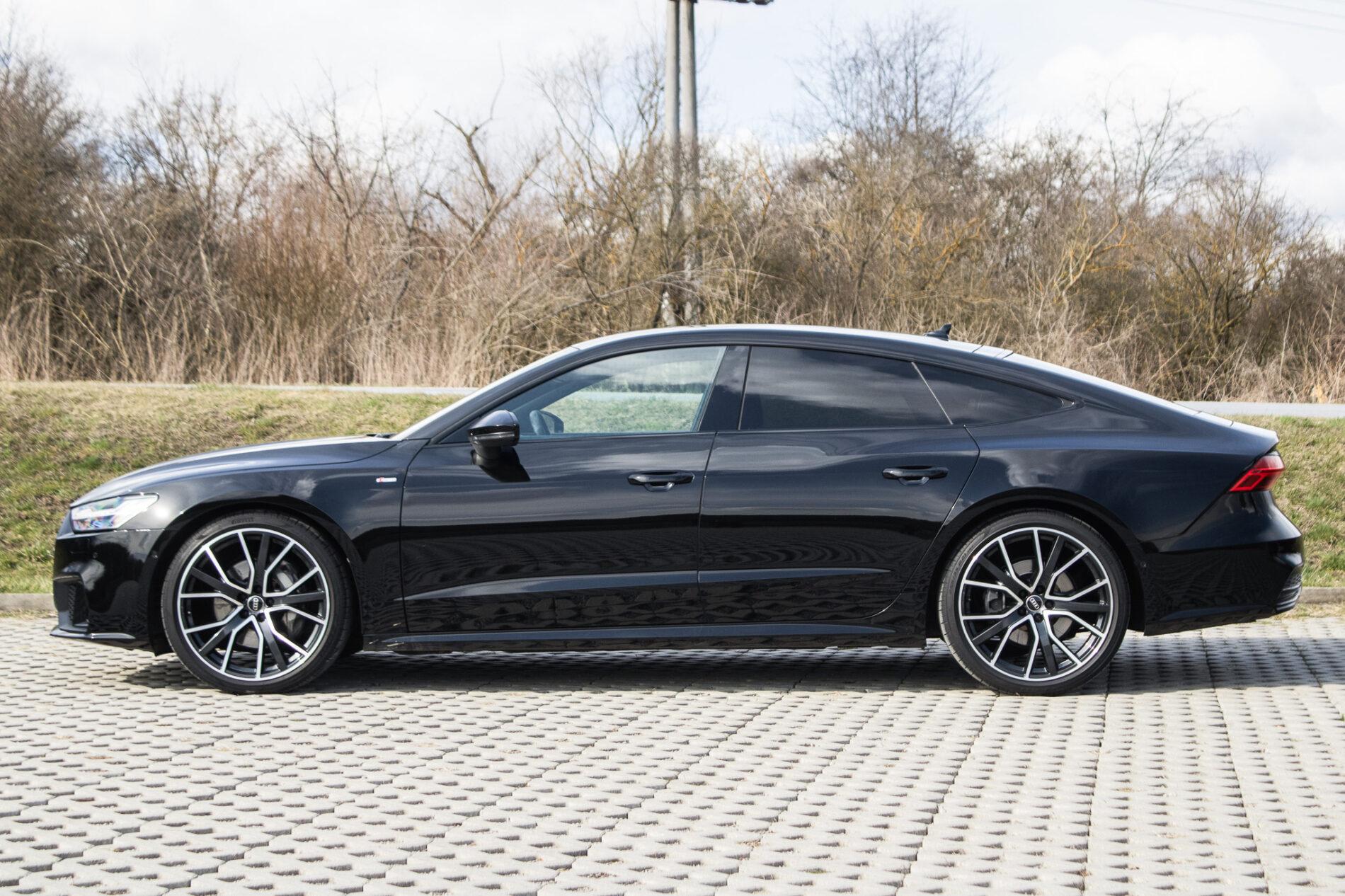 2022 AUDI A7, čierna, 99 845 km
