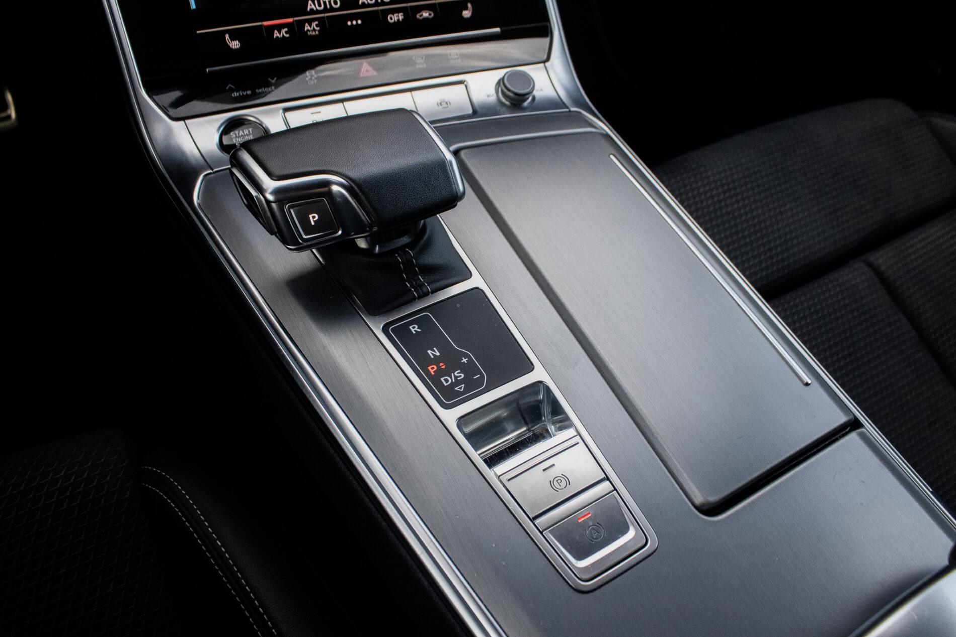 2022 AUDI A7, čierna, 99 845 km