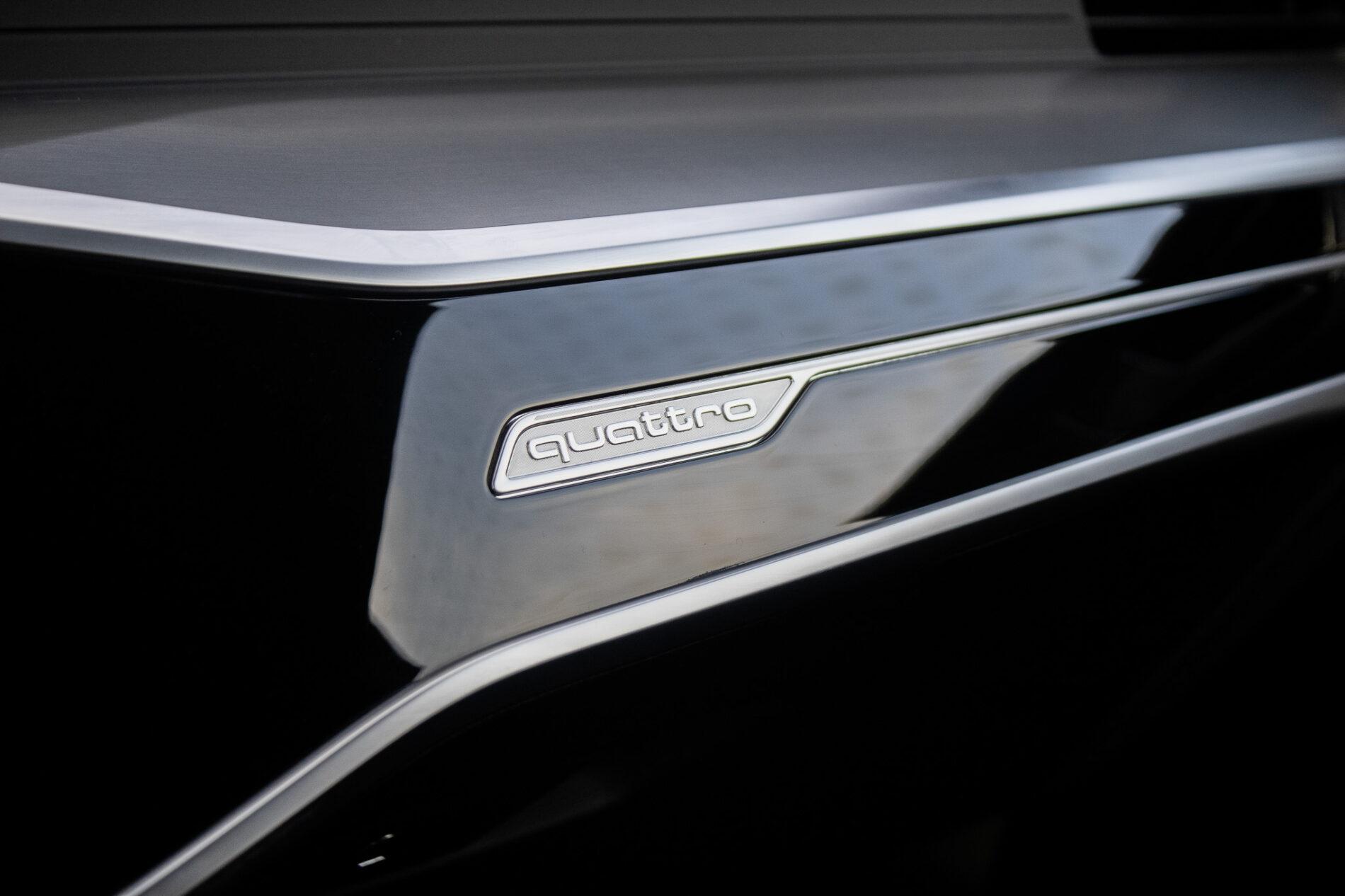 2022 AUDI A7, čierna, 99 845 km