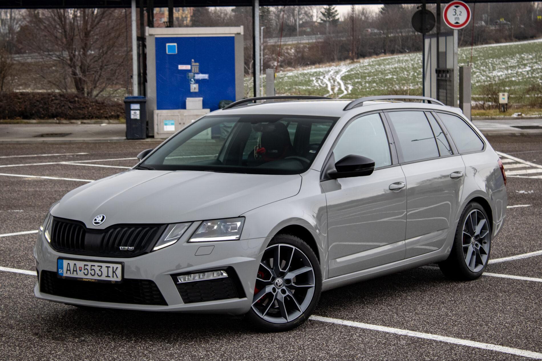 2019 Skoda Octavia RS, sivá kombi, 193 427 km