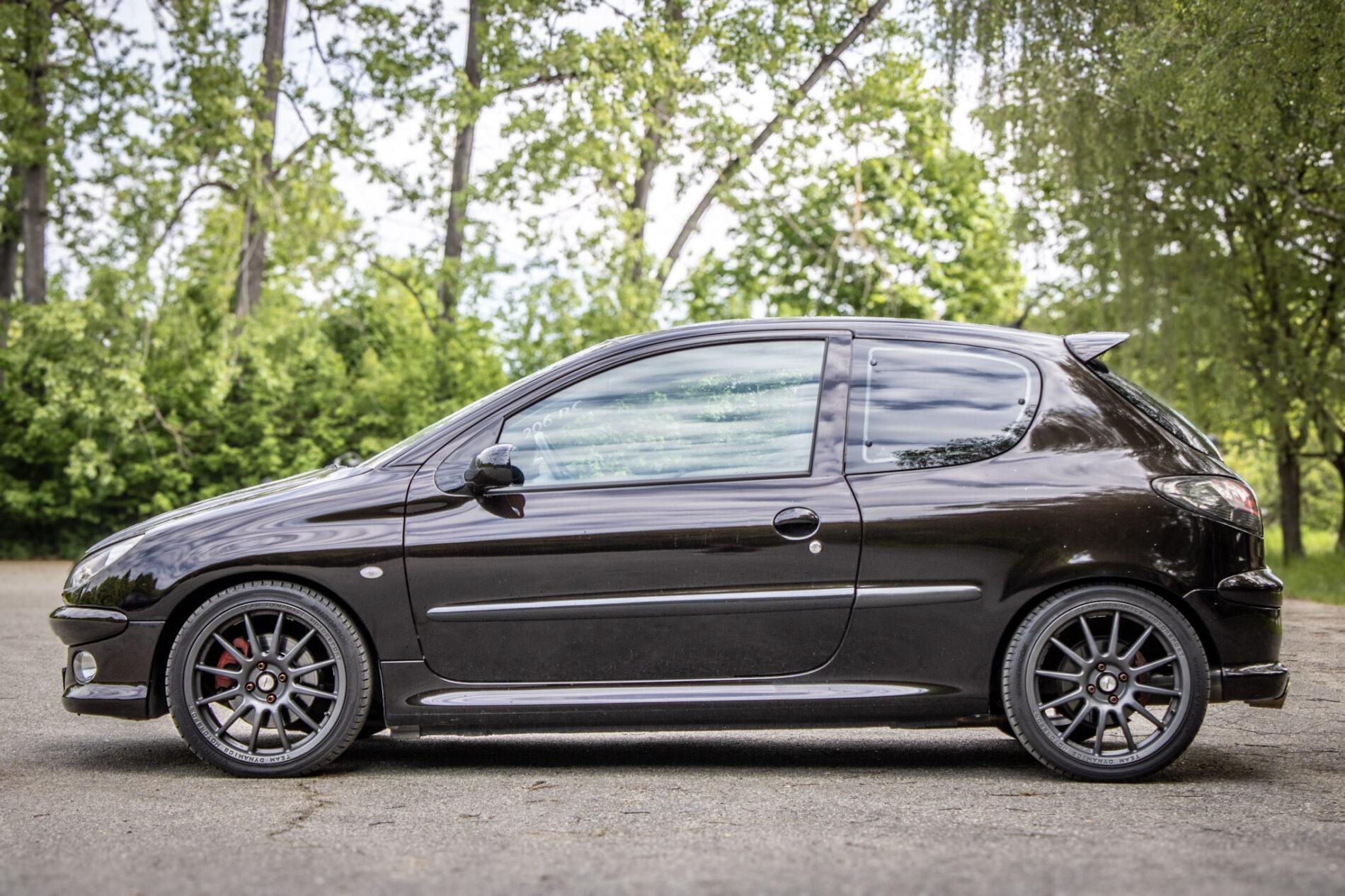 2003 Peugeot 206 RC, čierna hatchback, 58 219 km