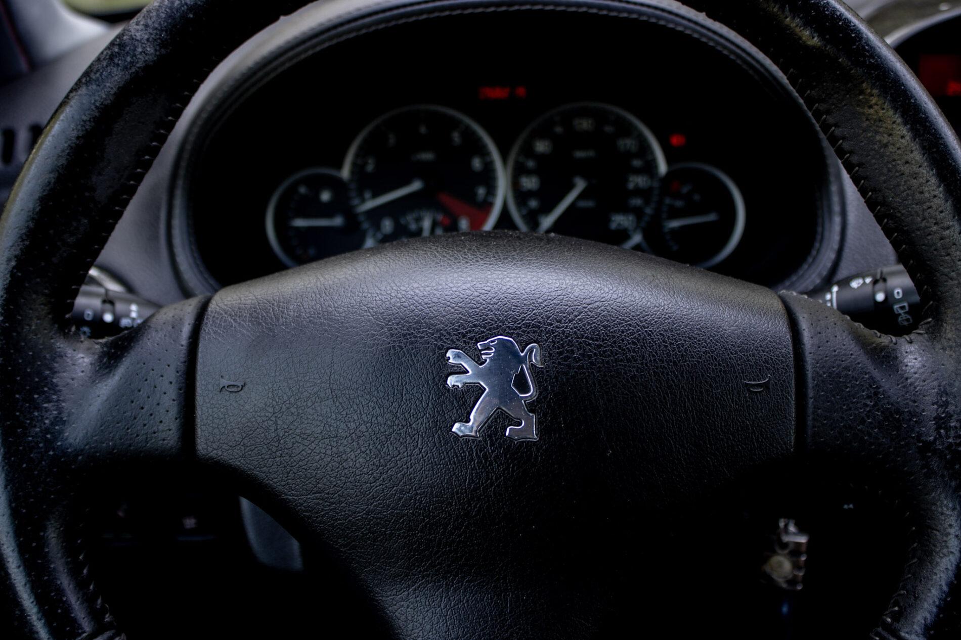 2003 Peugeot 206 RC, čierna hatchback, 58 219 km