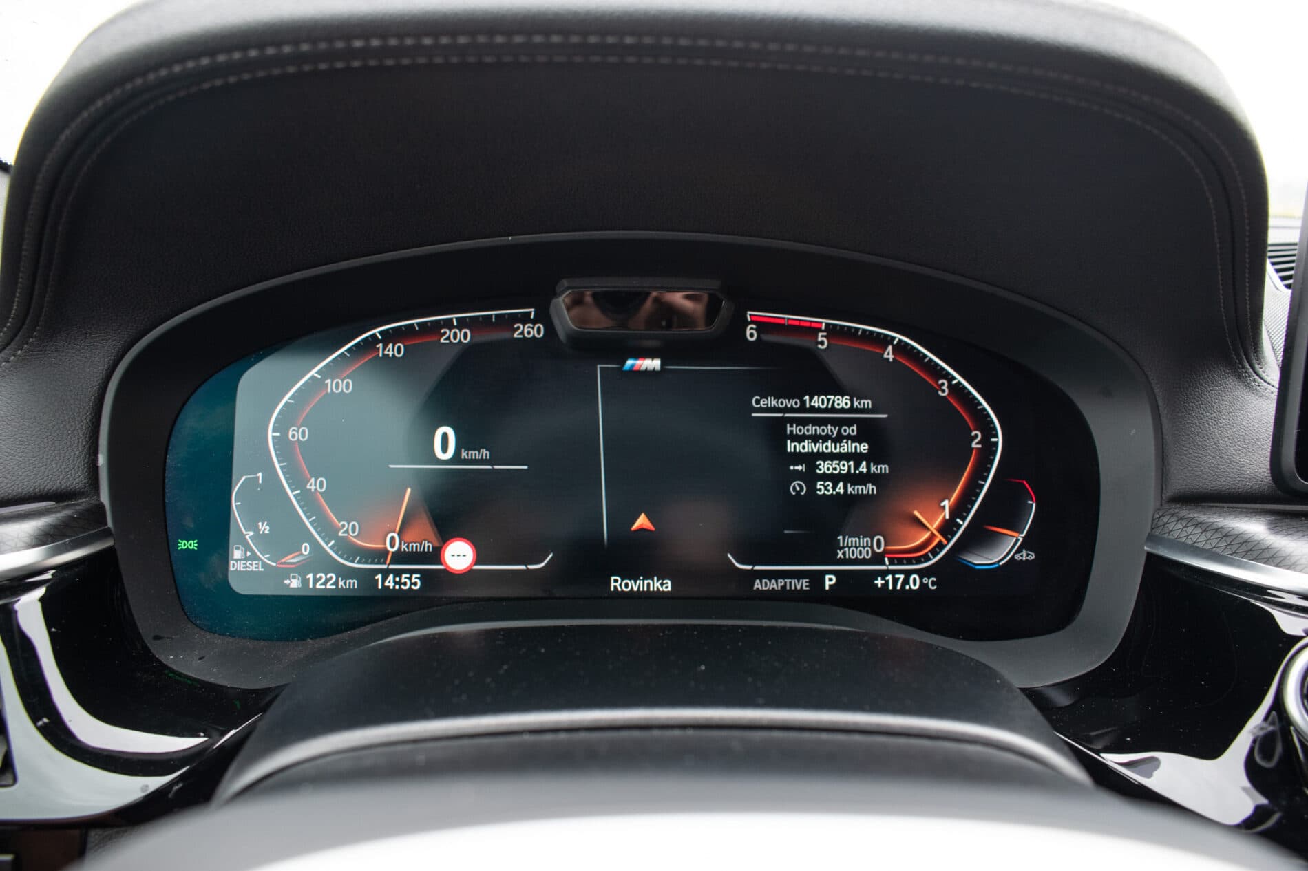 2020 BMW 540d, biela kombi, 140 786 km
