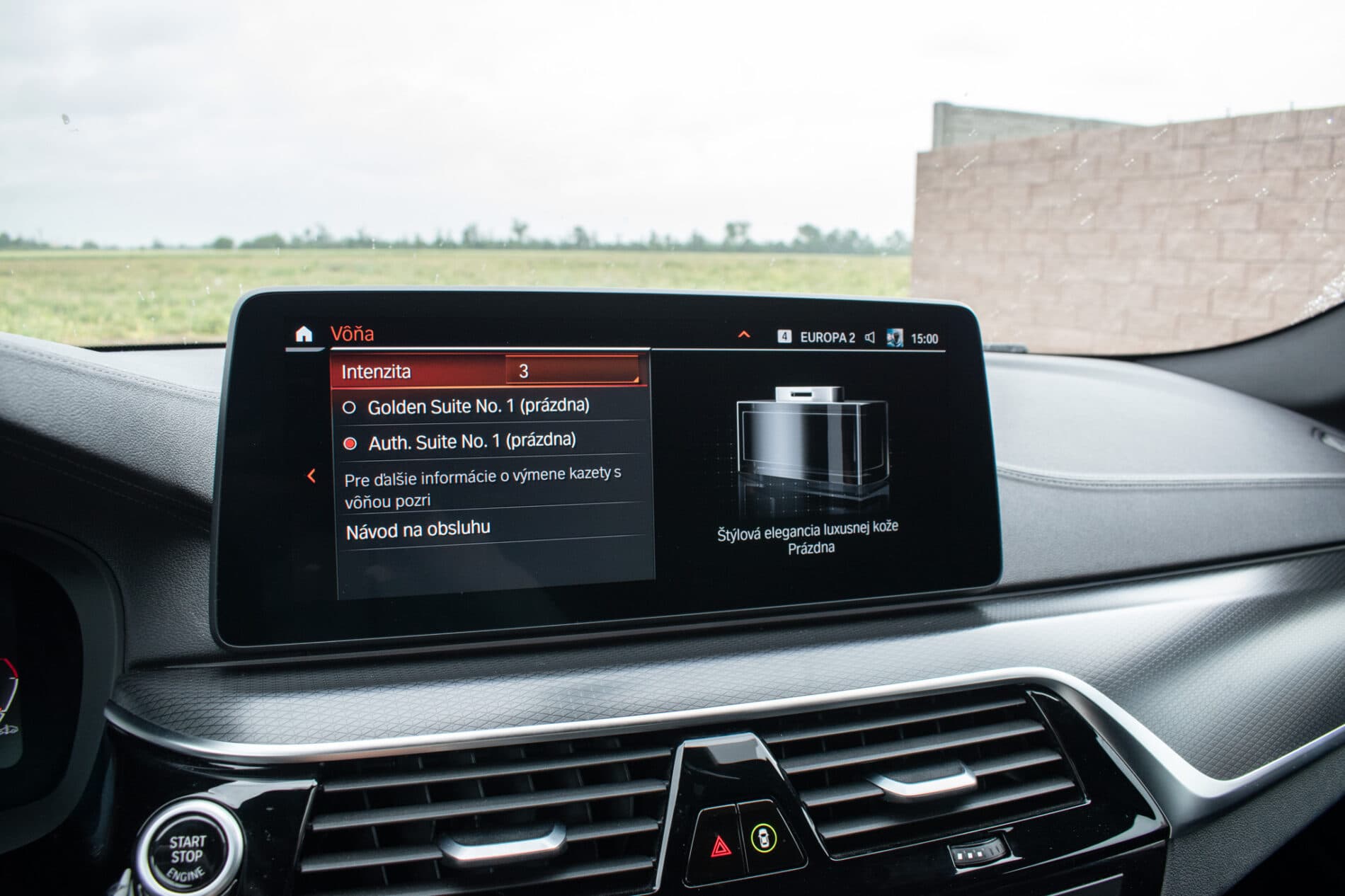 2020 BMW 540d, biela kombi, 140 786 km