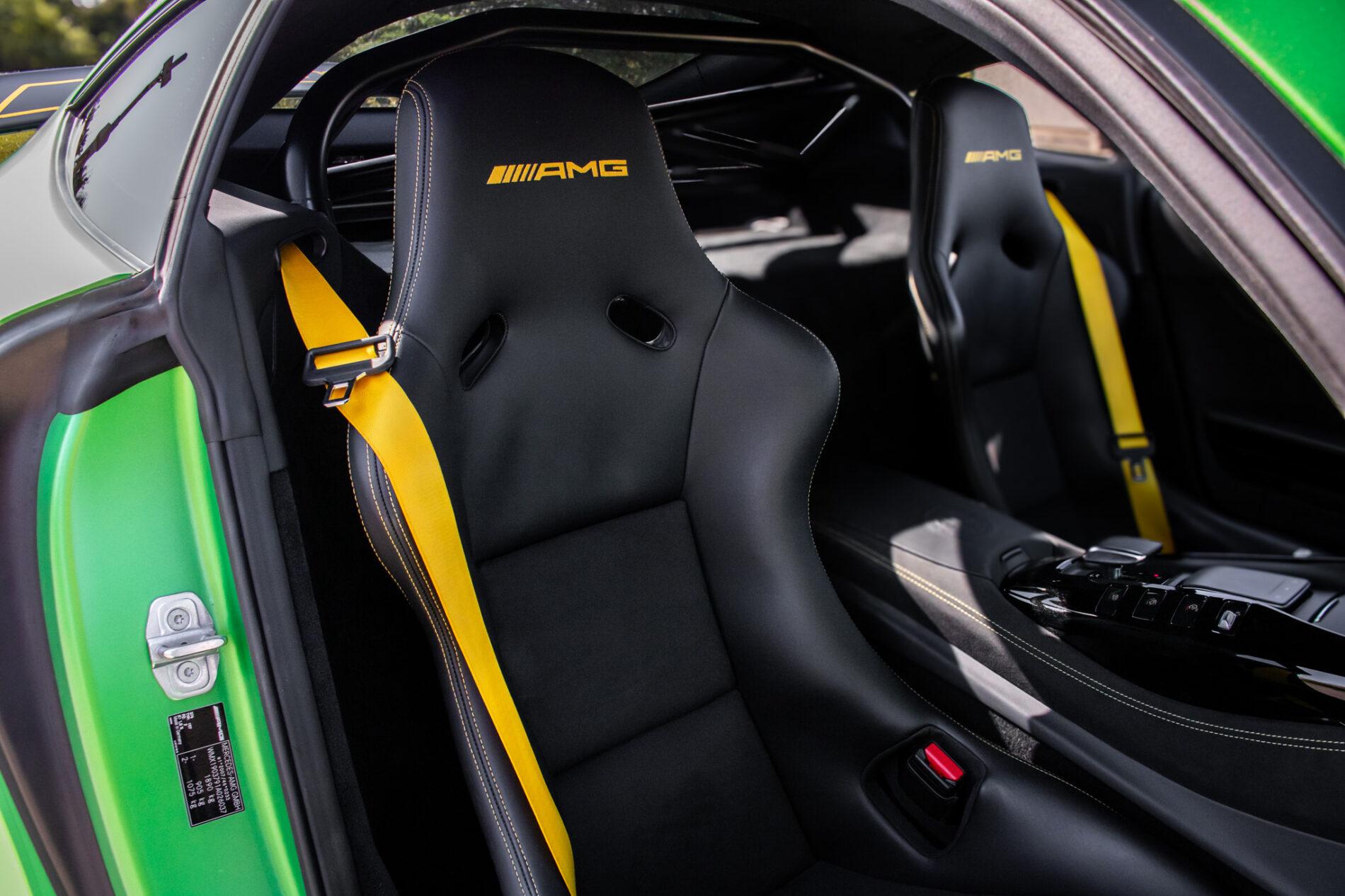 2019 Mercedes-Benz AMG GT R, zelená kupé, 12 987 km