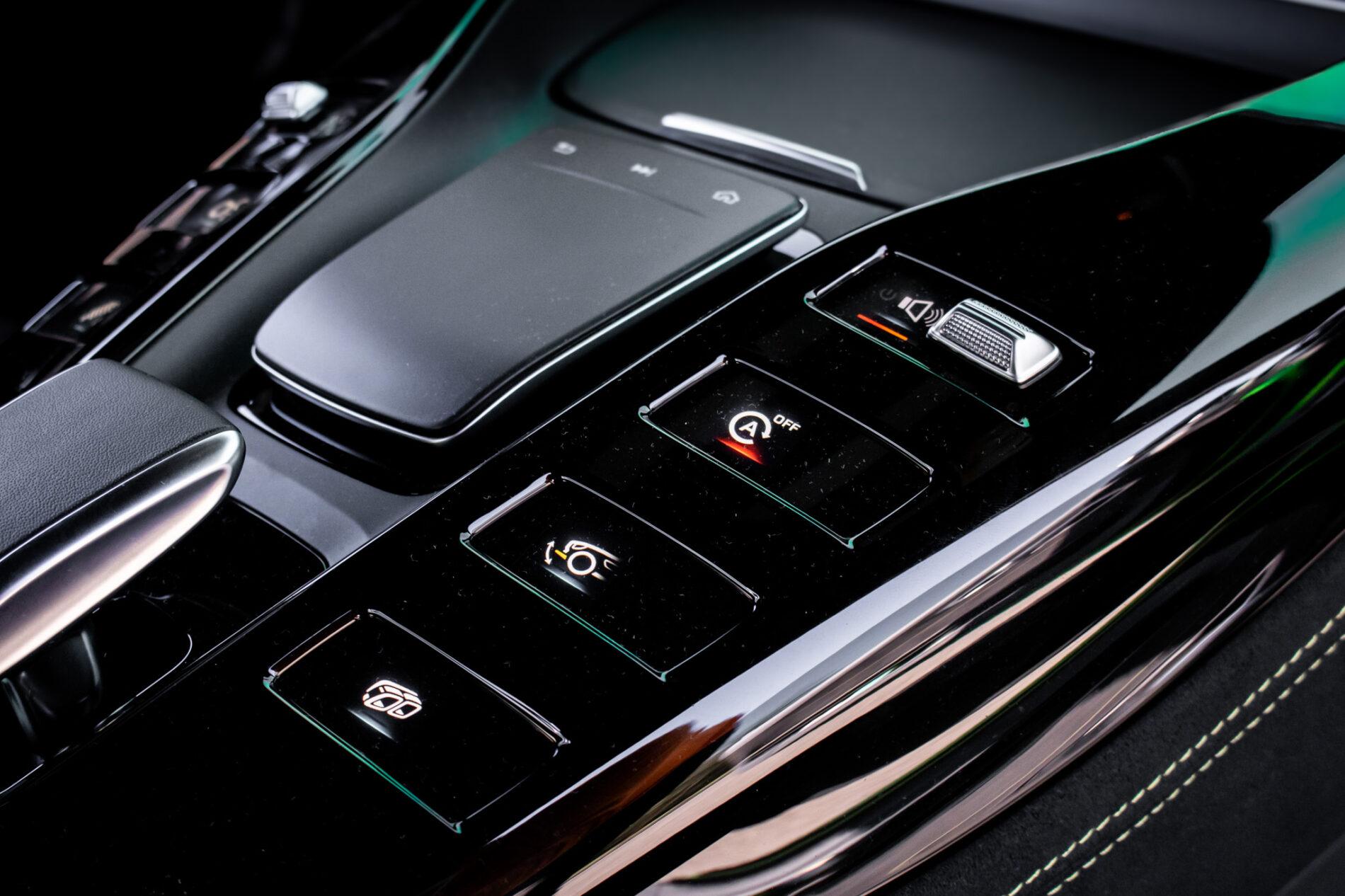 2019 Mercedes-Benz AMG GT R, zelená kupé, 12 987 km