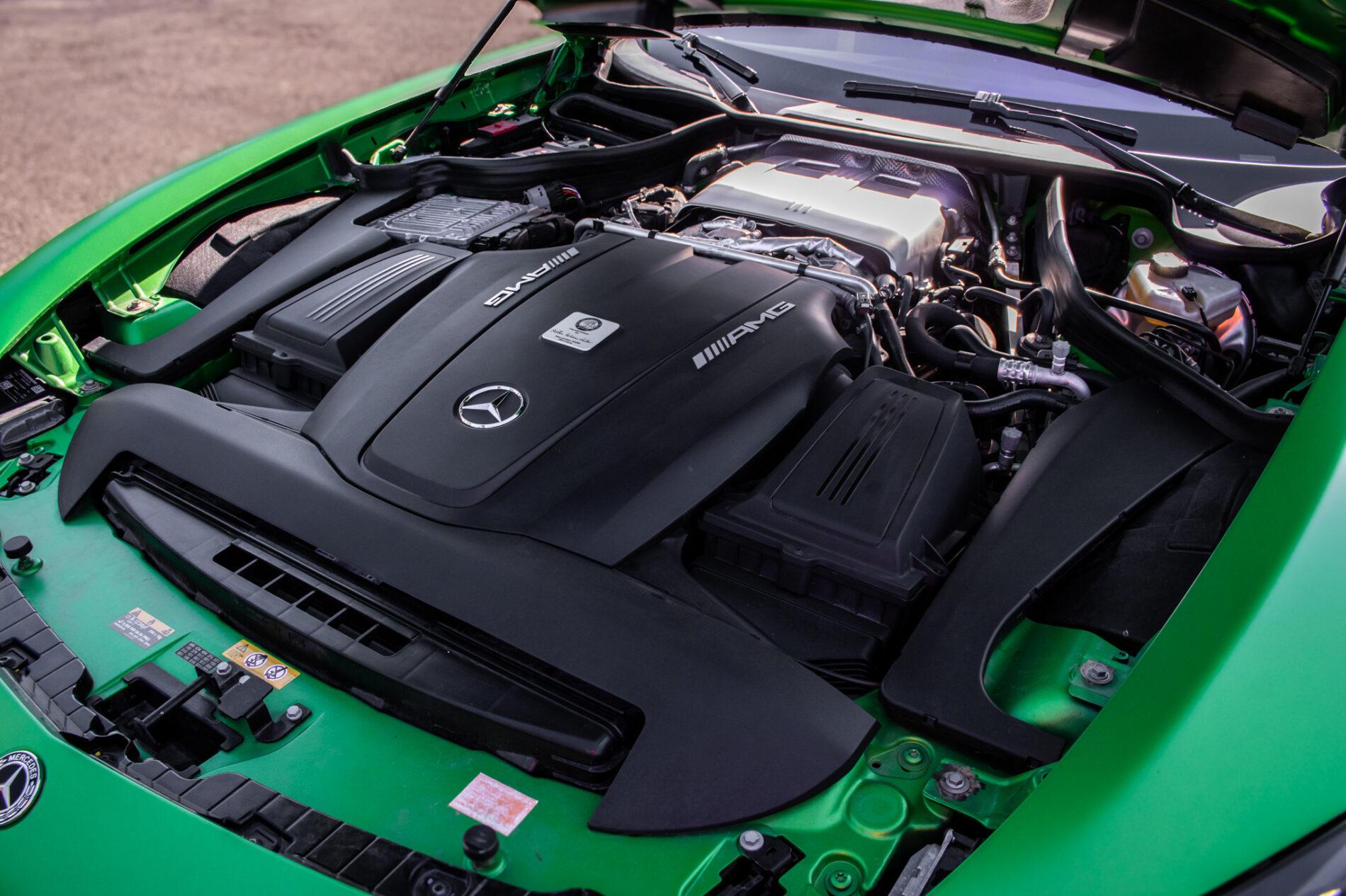 2019 Mercedes-Benz AMG GT R, zelená kupé, 12 987 km