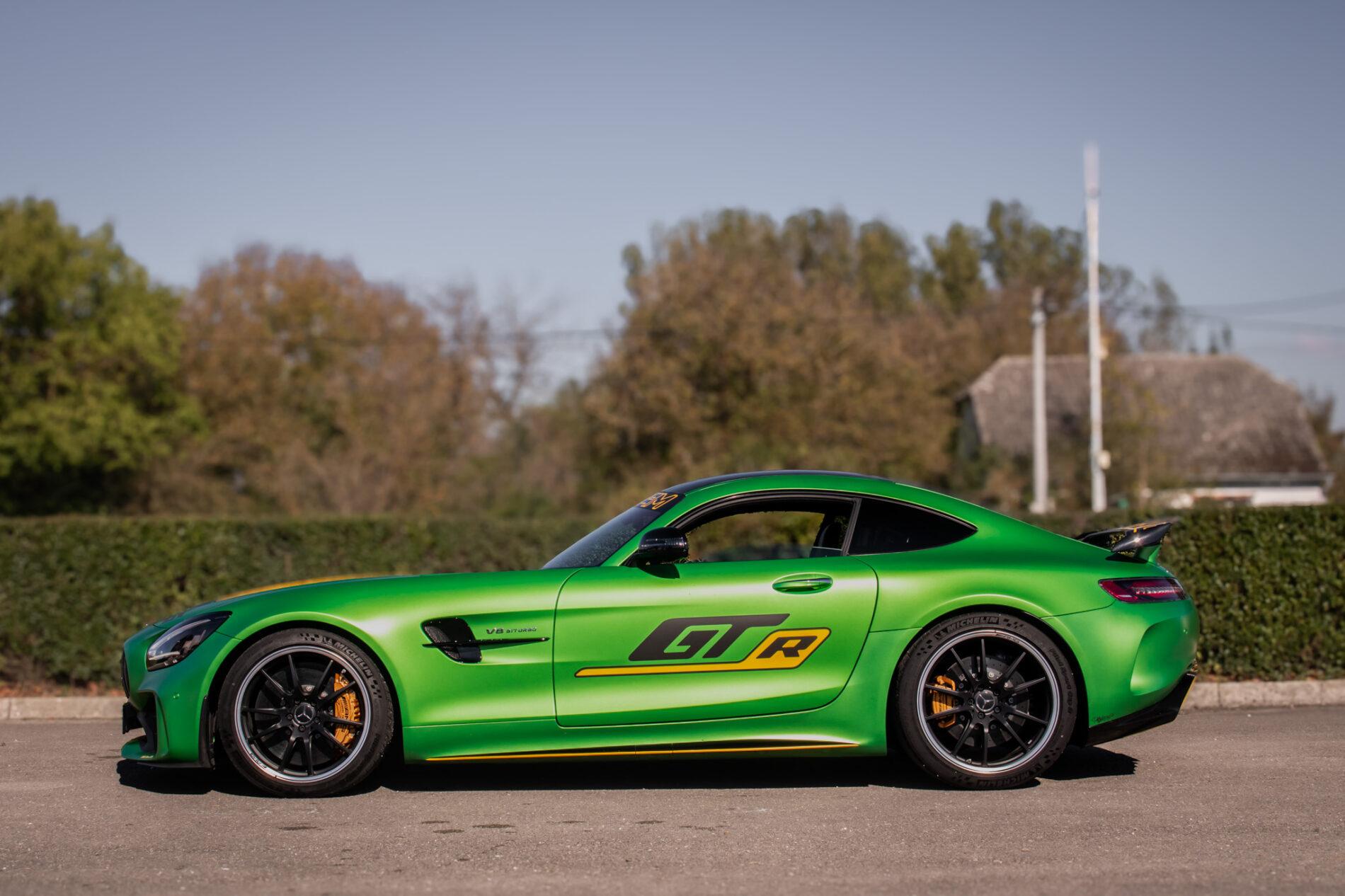2019 Mercedes-Benz AMG GT R, zelená kupé, 12 987 km