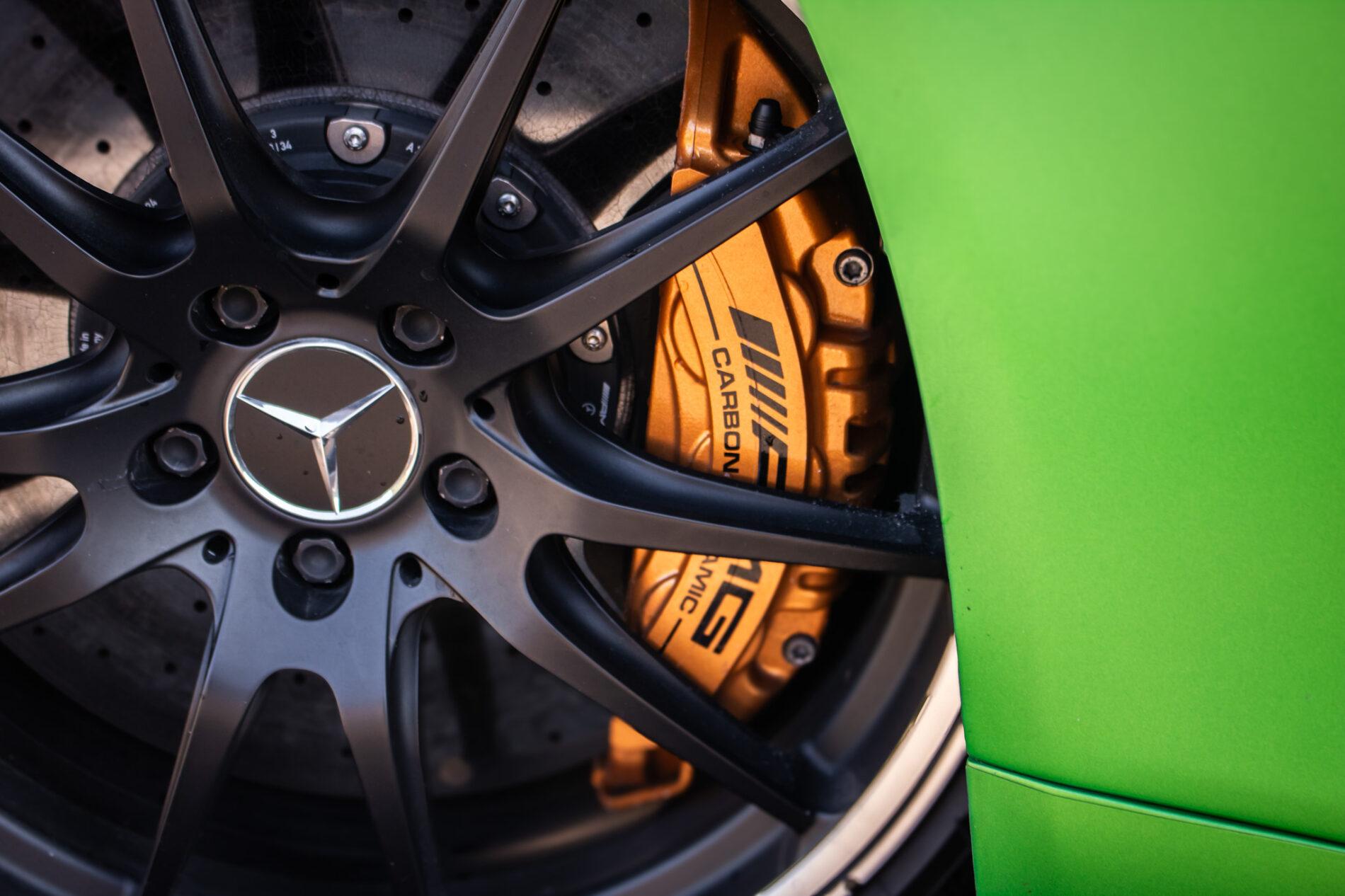2019 Mercedes-Benz AMG GT R, zelená kupé, 12 987 km