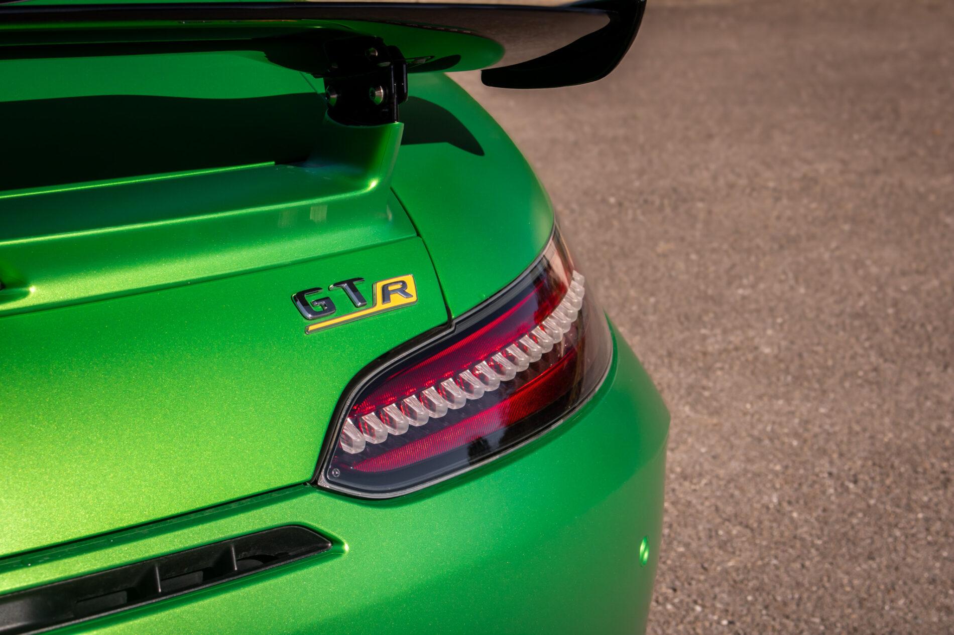 2019 Mercedes-Benz AMG GT R, zelená kupé, 12 987 km