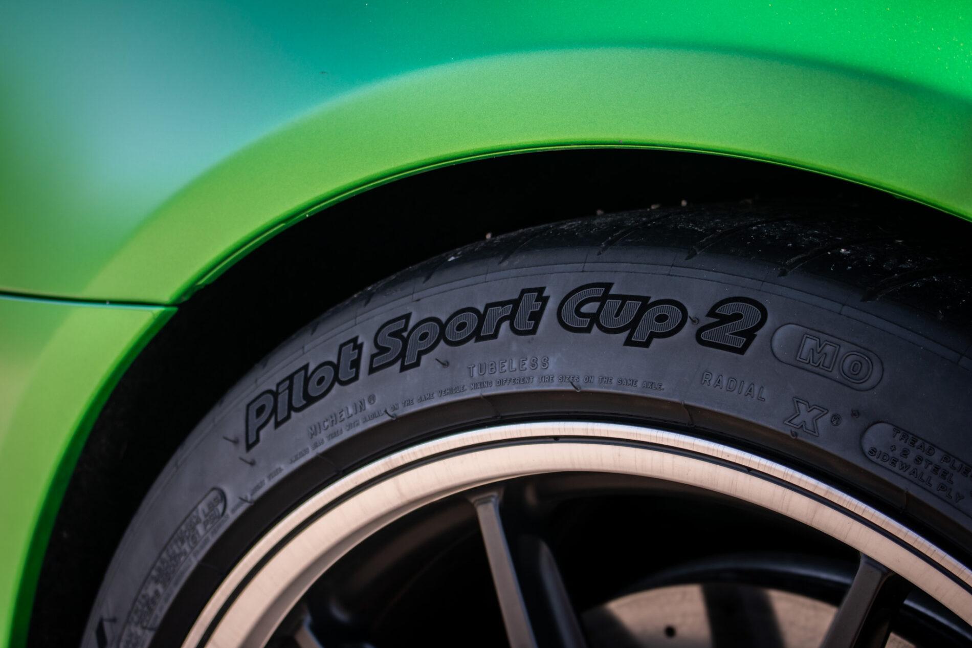 2019 Mercedes-Benz AMG GT R, zelená kupé, 12 987 km