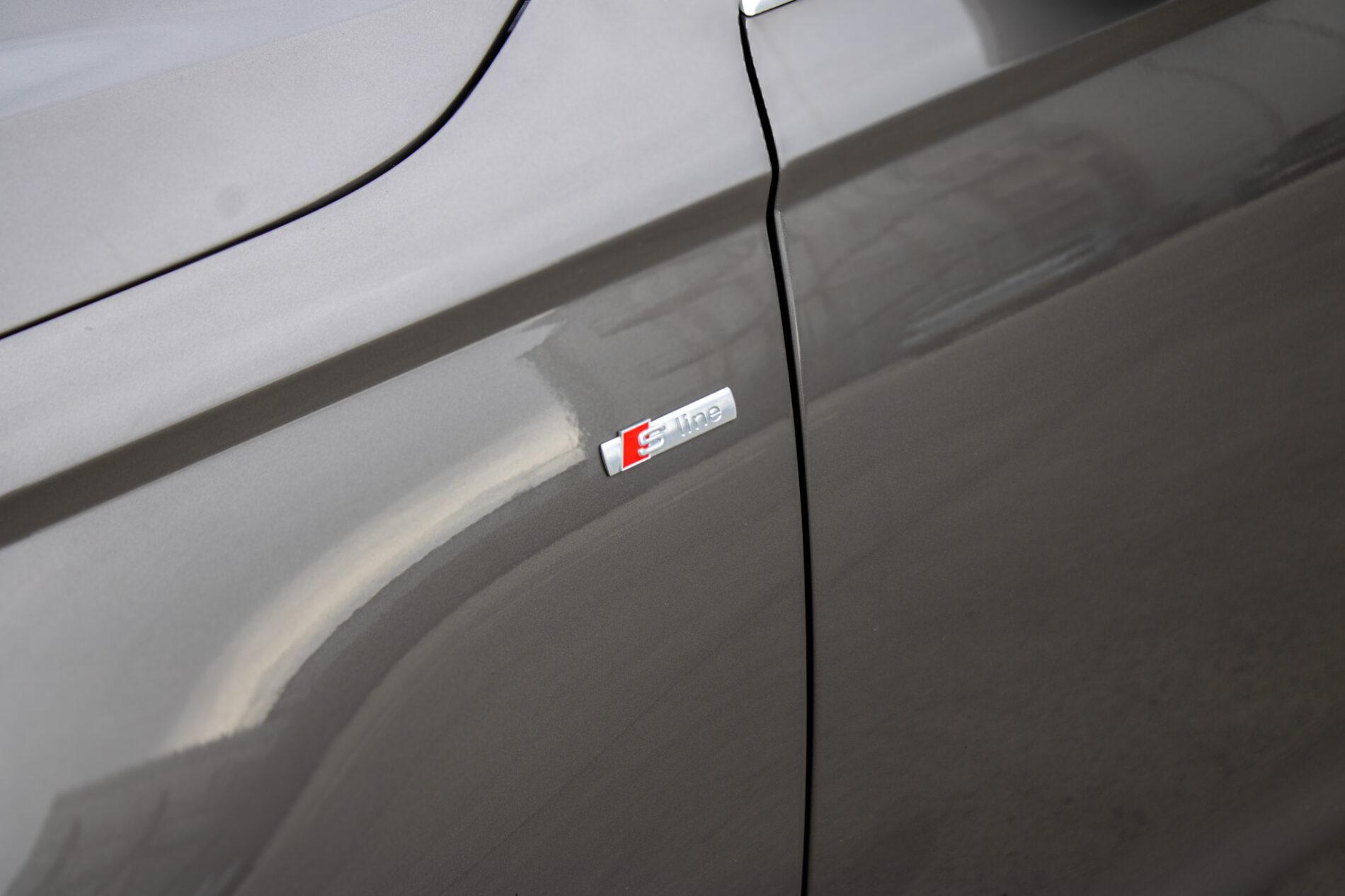2013 AUDI A6, sivá sedan, 145 933 km