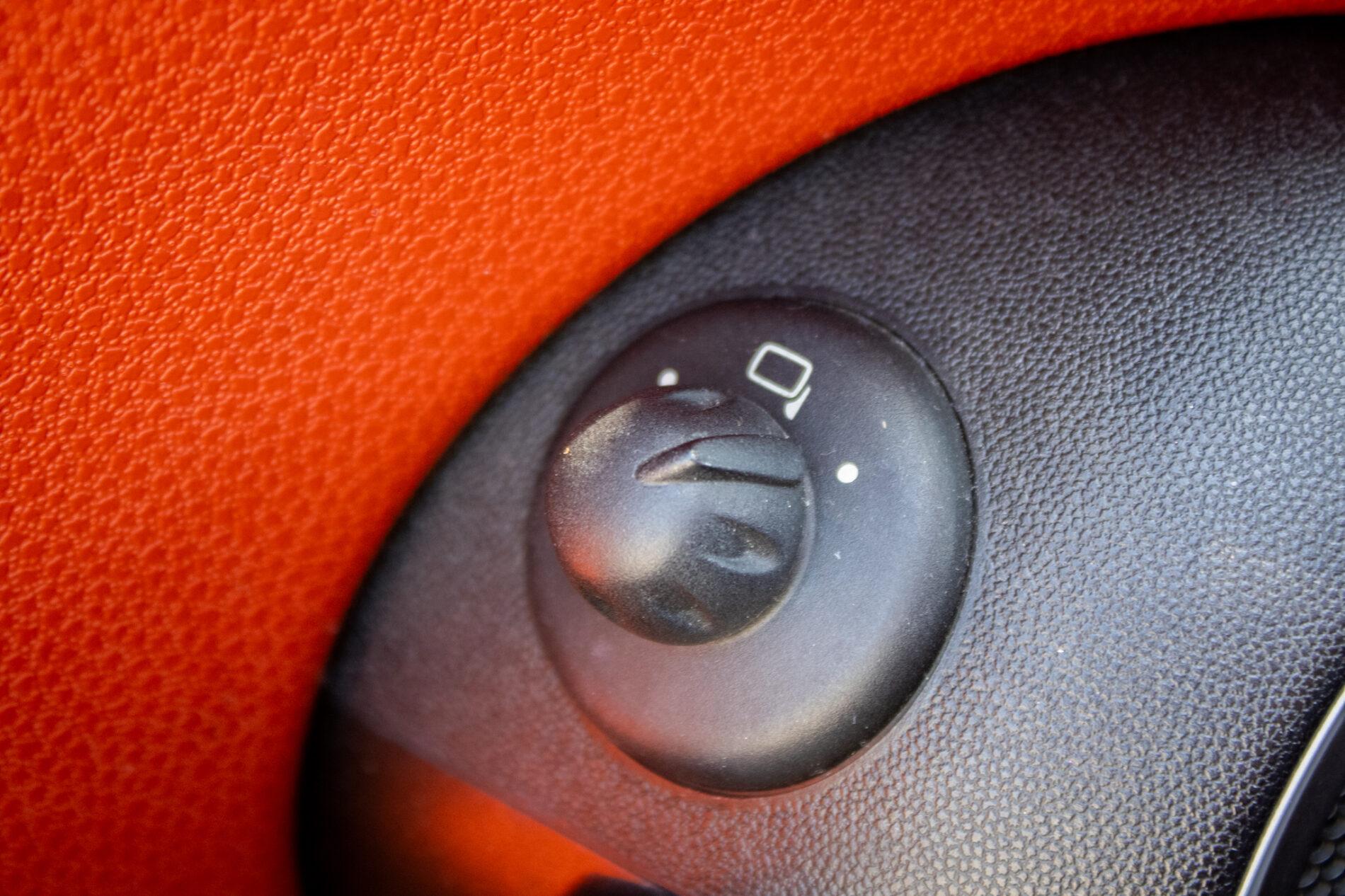 2009 MINI Cooper S, biela hatchback, 158 491 km