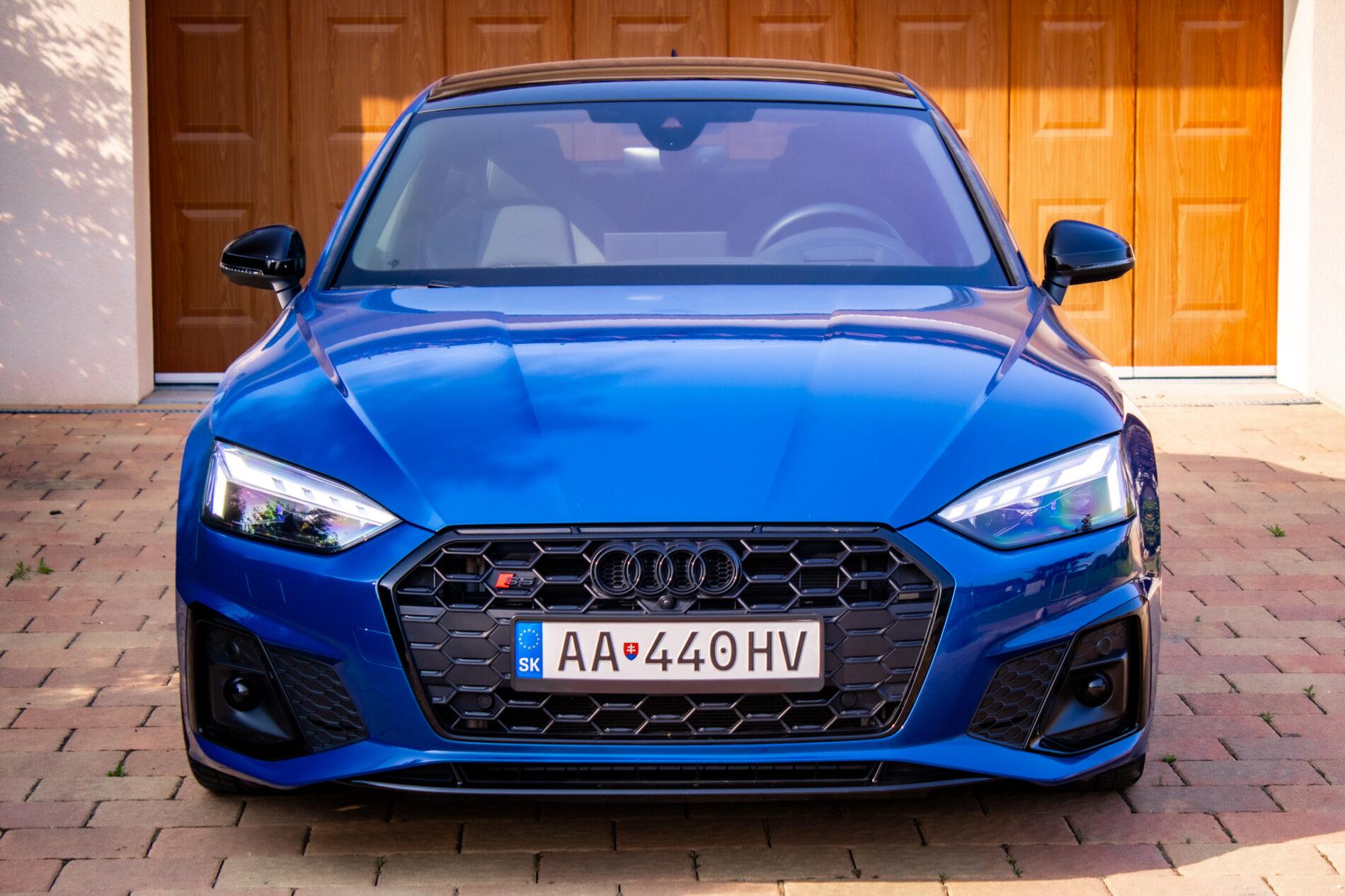 2023 AUDI S5, modrá hatchback, 22 564 km