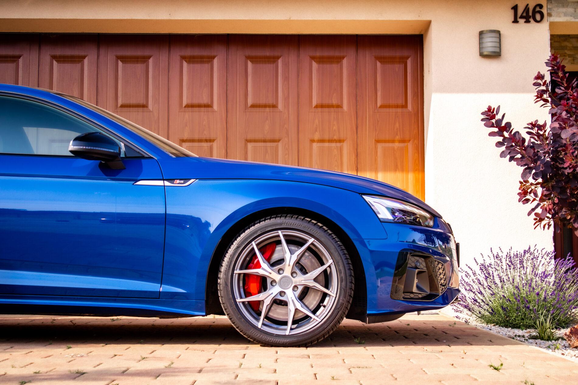 2023 AUDI S5, modrá hatchback, 22 564 km