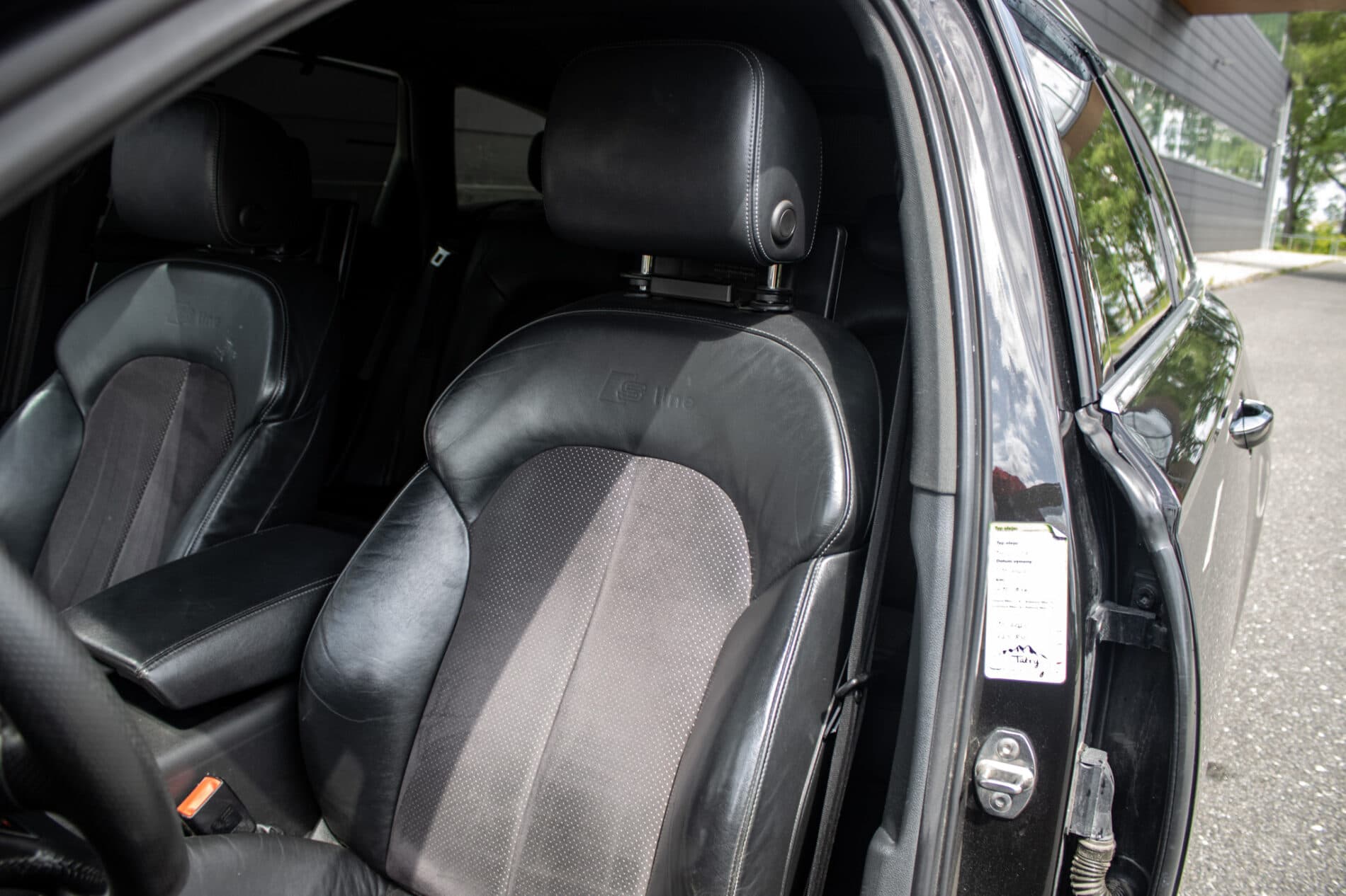 2012 AUDI A6, hnedá kombi, 441 518 km
