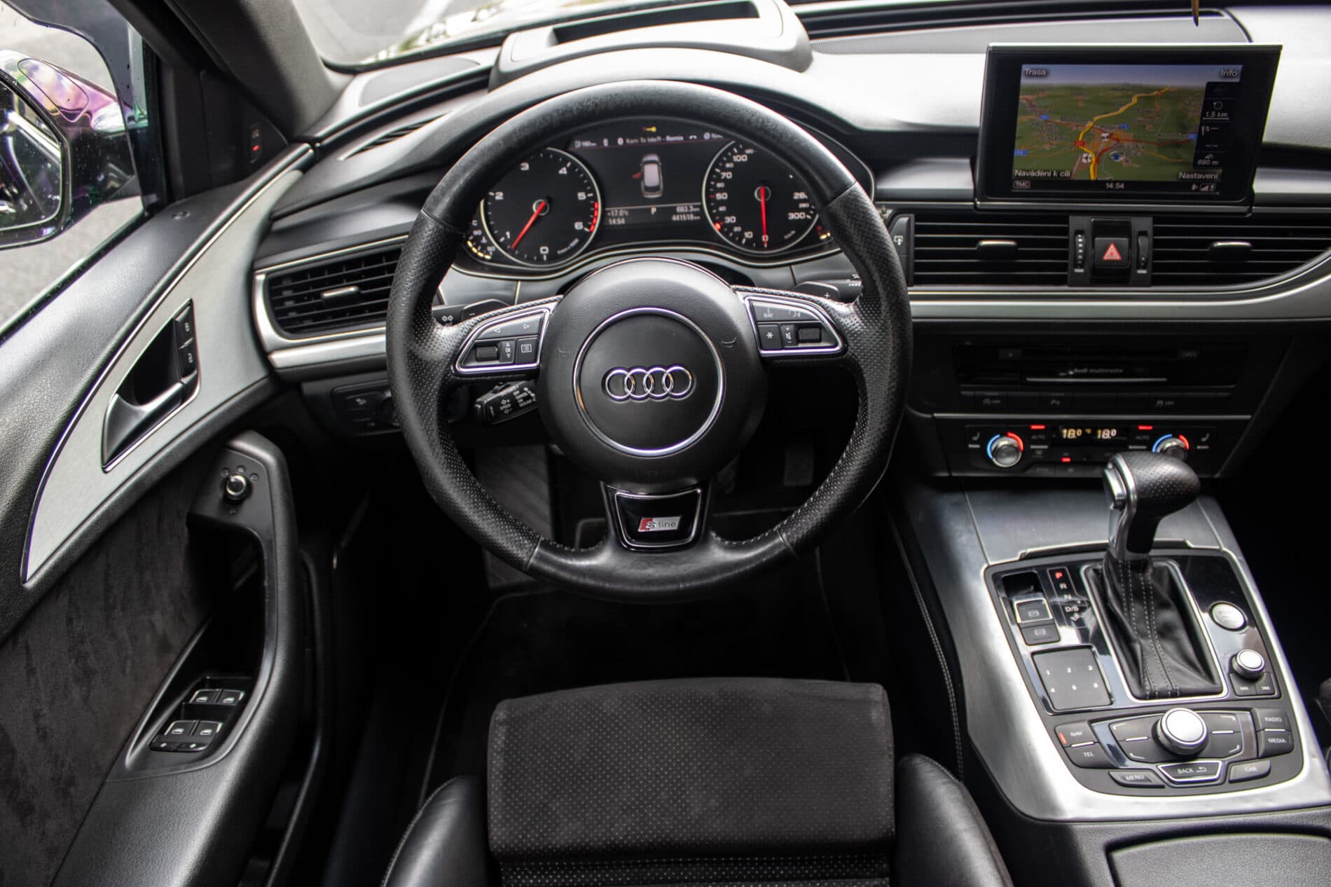 2012 AUDI A6, hnedá kombi, 441 518 km