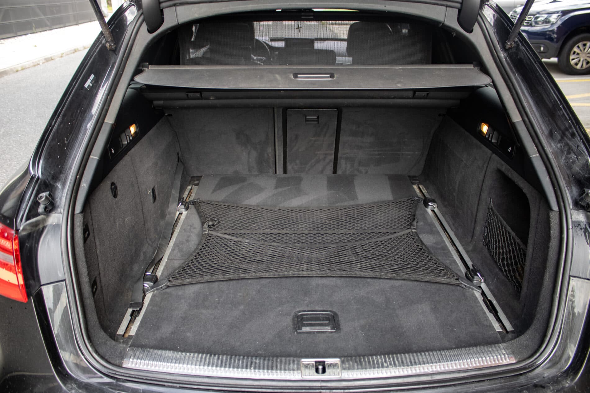 2012 AUDI A6, hnedá kombi, 441 518 km