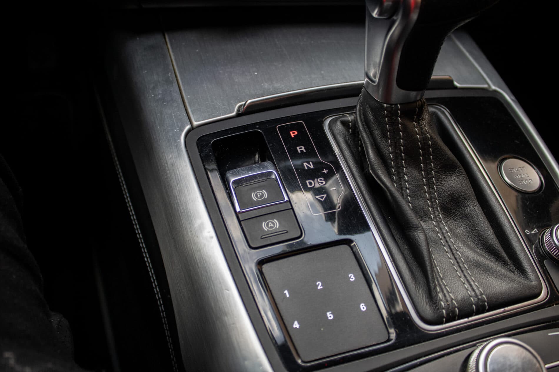 2012 AUDI A6, hnedá kombi, 441 518 km