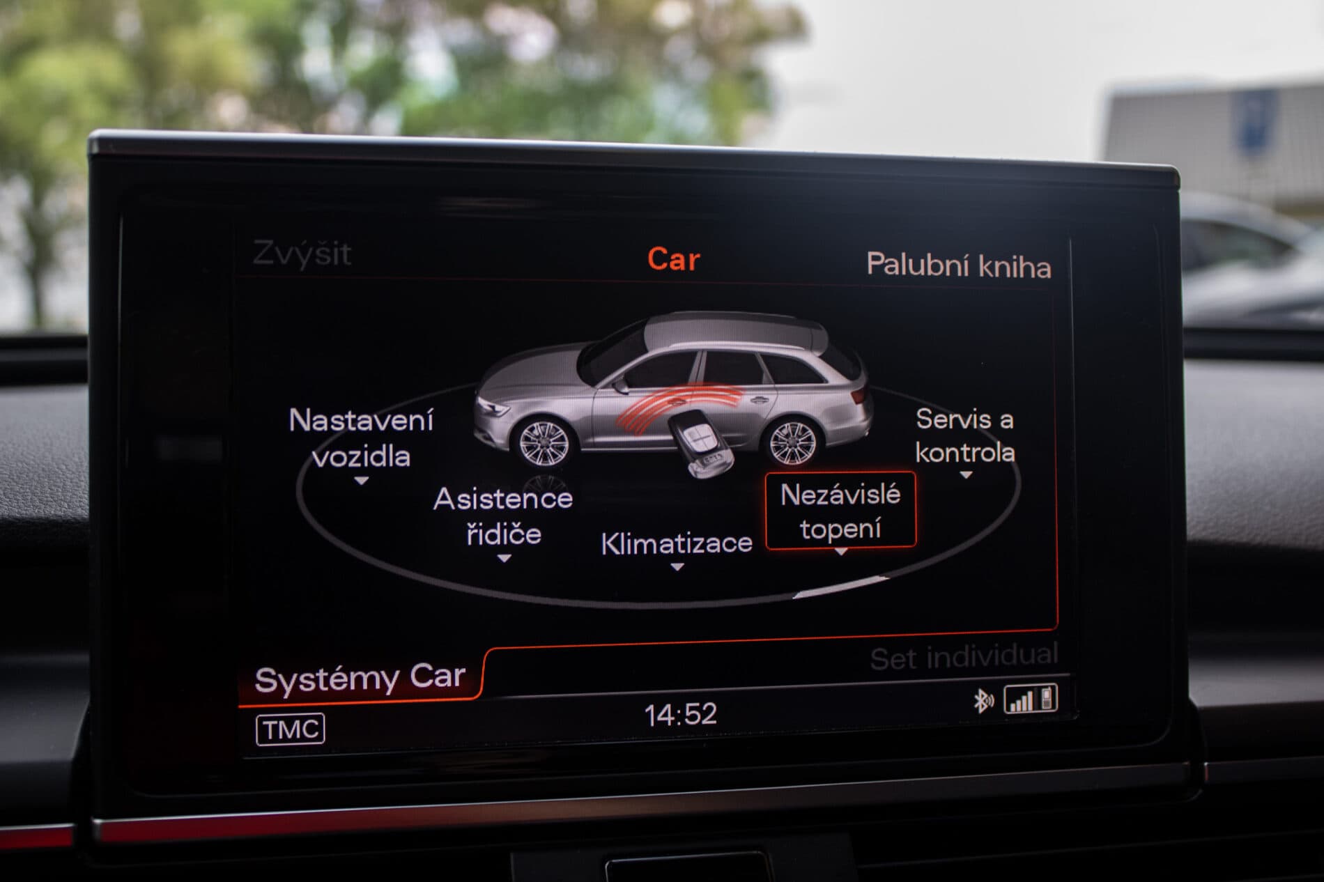 2012 AUDI A6, hnedá kombi, 441 518 km