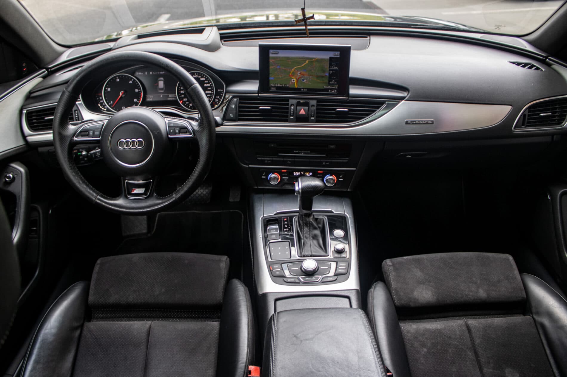 2012 AUDI A6, hnedá kombi, 441 518 km