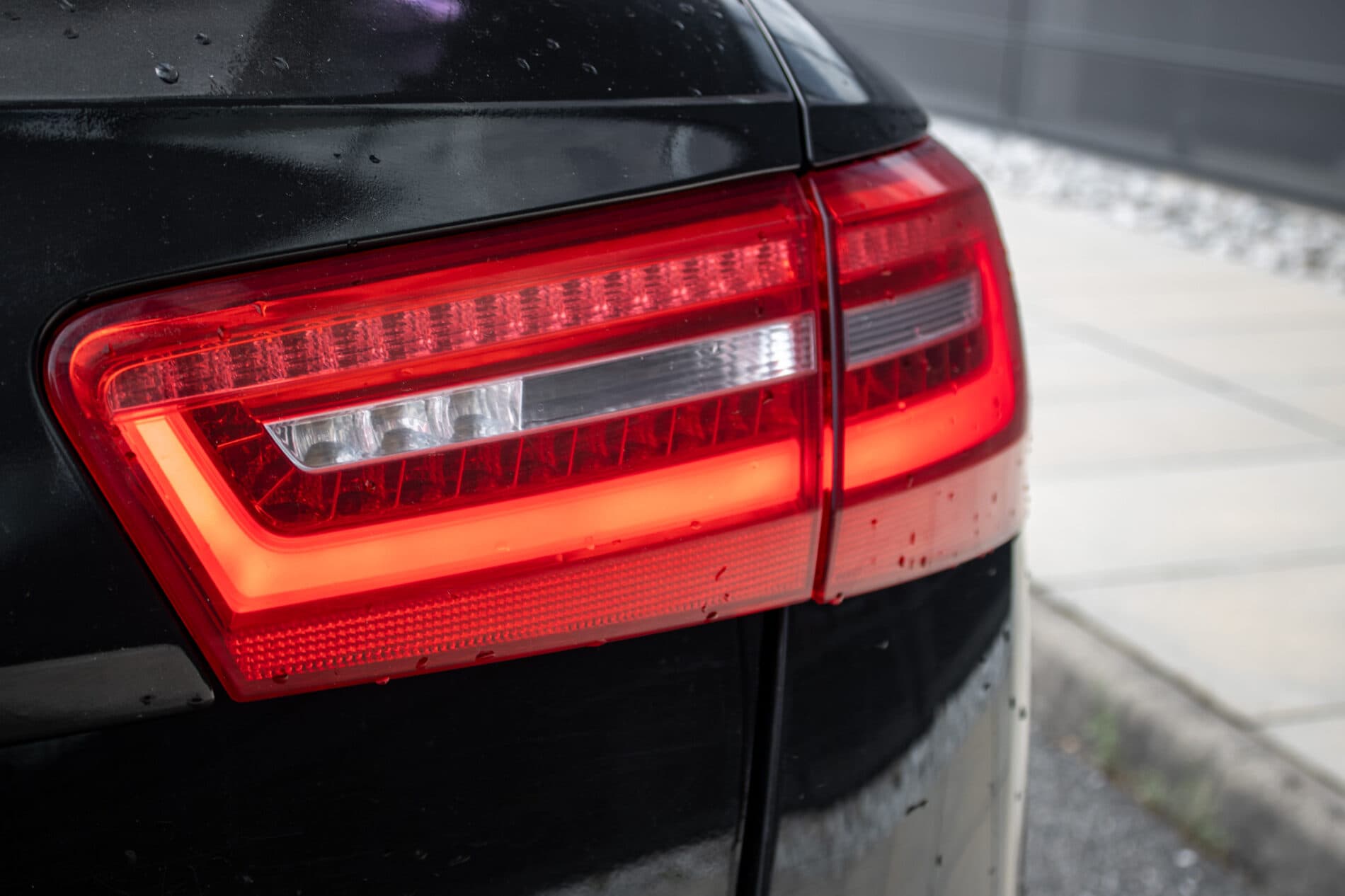 2012 AUDI A6, hnedá kombi, 441 518 km