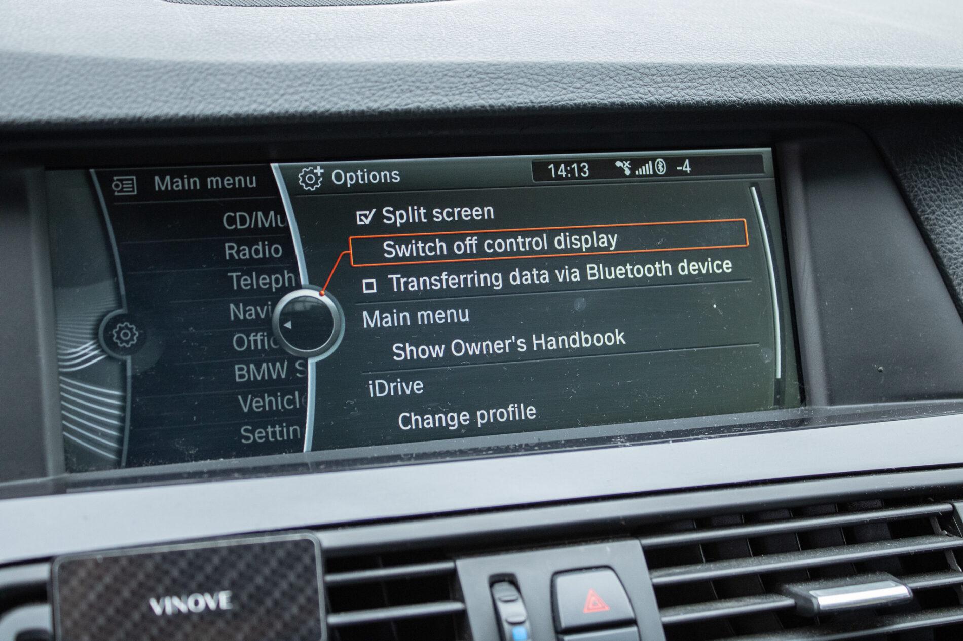 2012 BMW 530d, strieborná kombi, 269 675 km