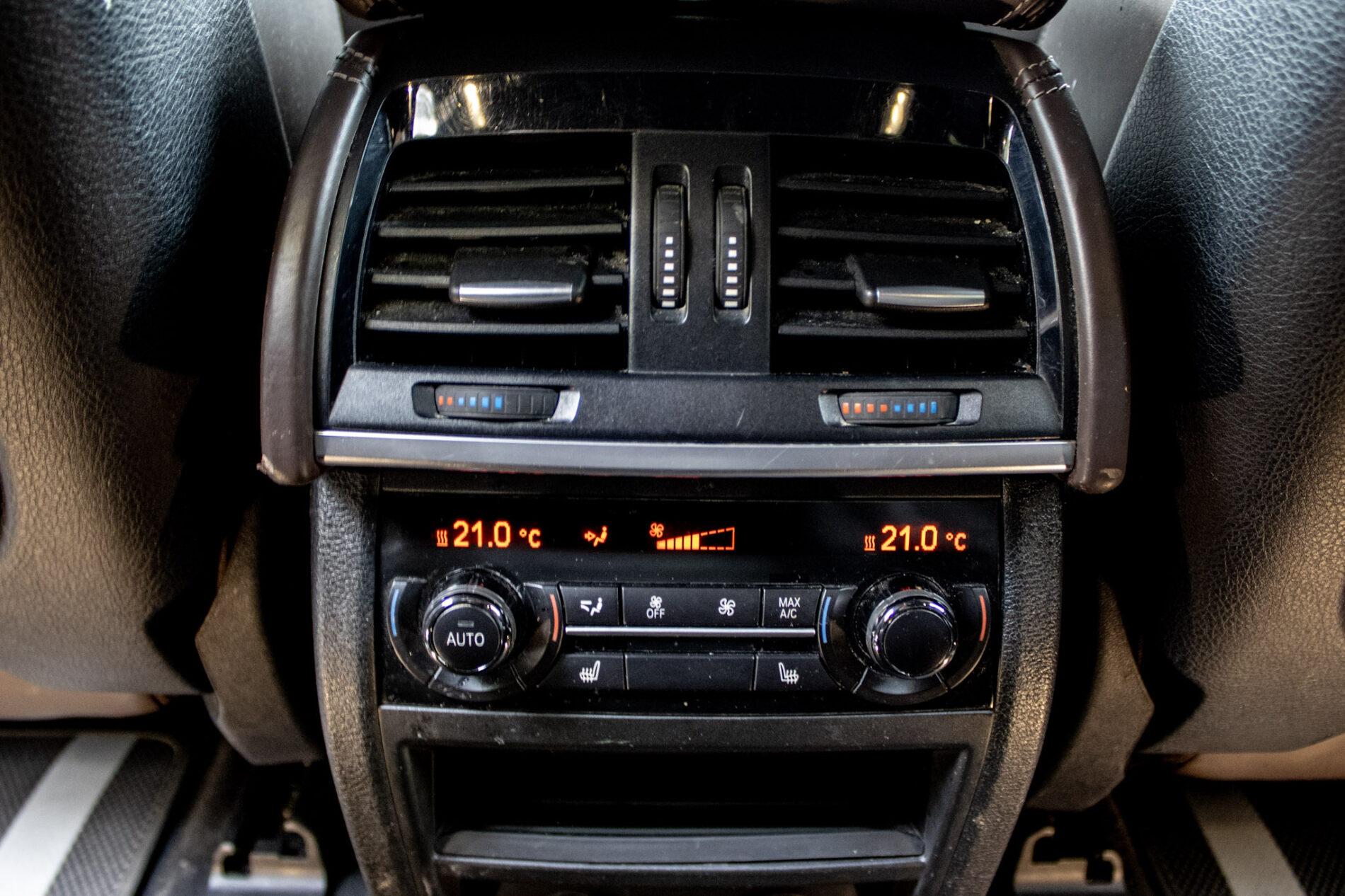 2014 BMW X5 M50d, sivá suv, 219 746 km