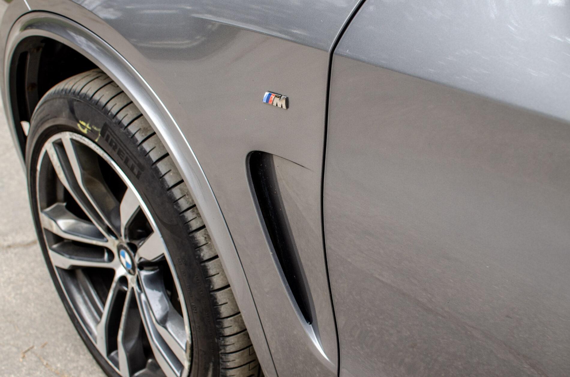 2014 BMW X5 M50d, sivá suv, 219 746 km