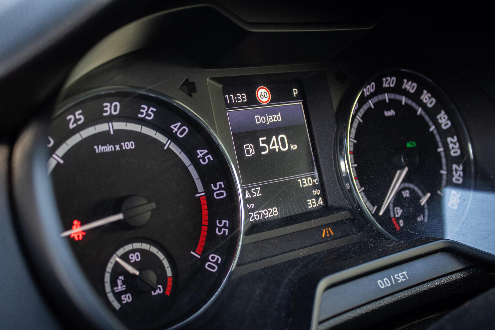2016 Skoda Octavia RS, červená, 267 928 km